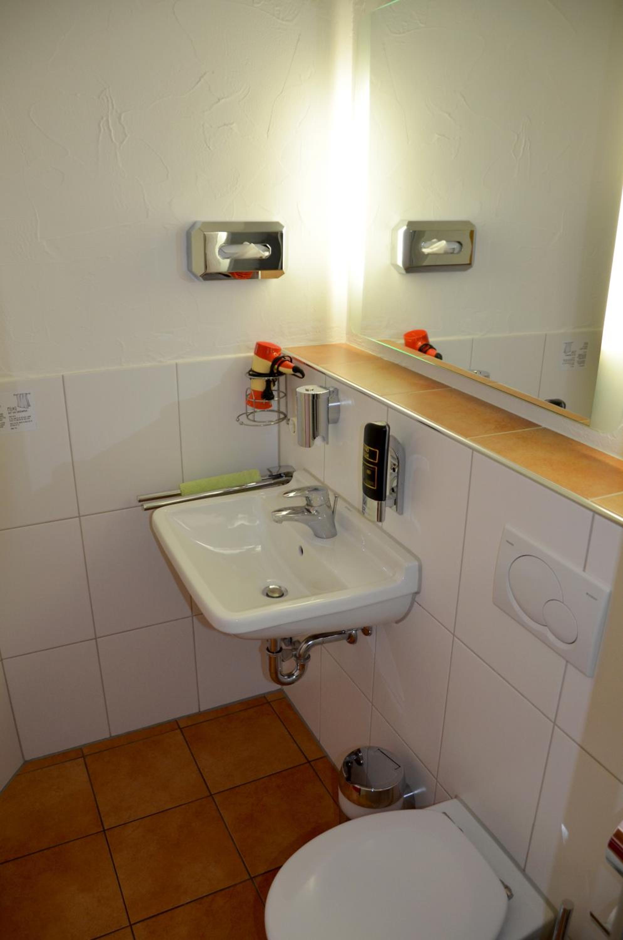 Single Room photo 2