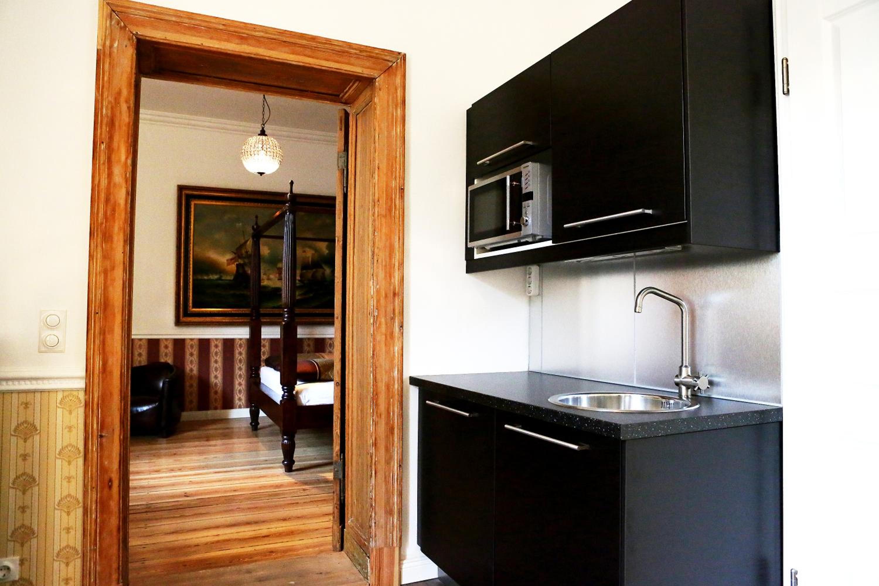 Large Double Room with Garden View photo 2