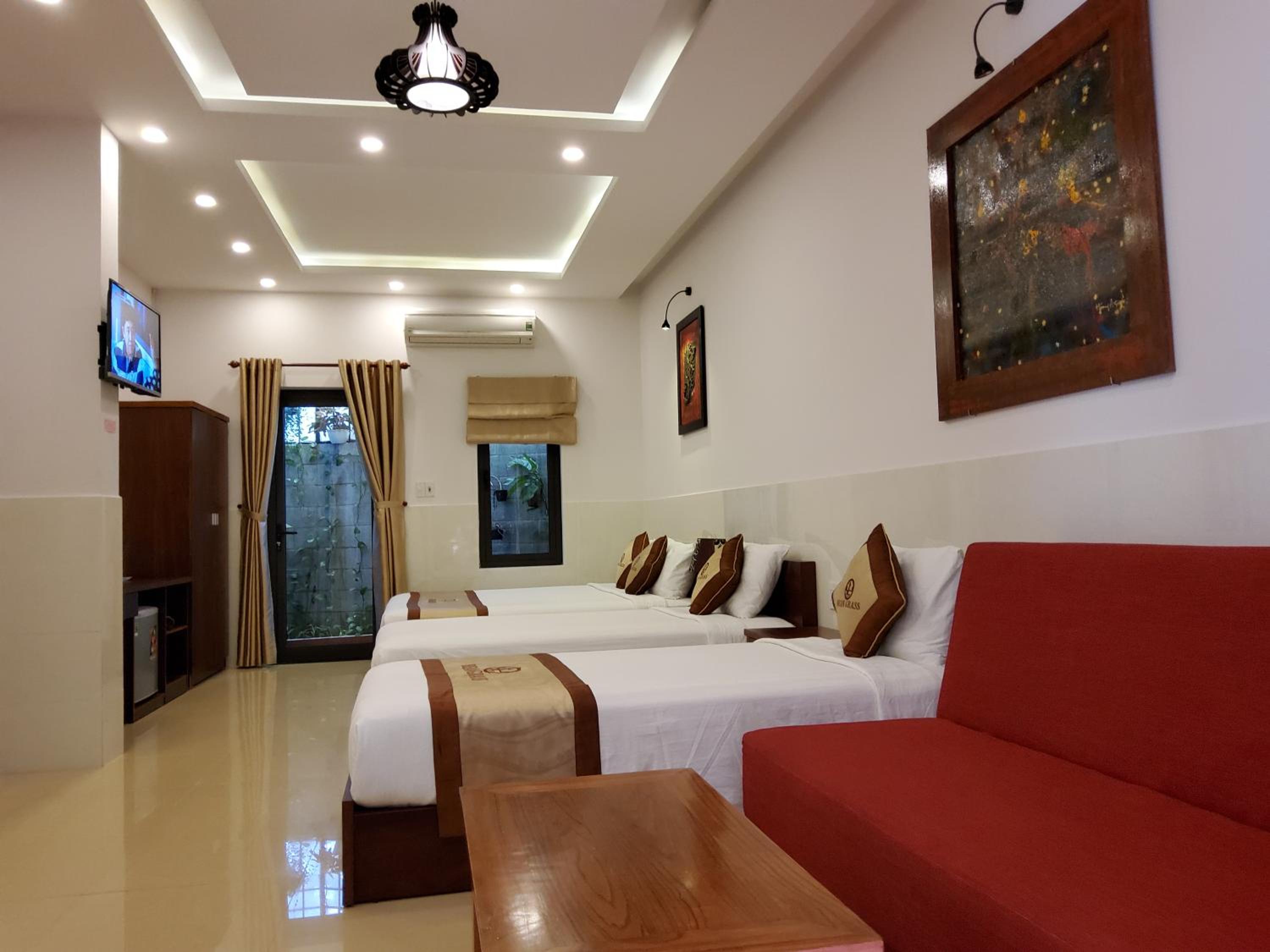 Deluxe Family Room photo 1