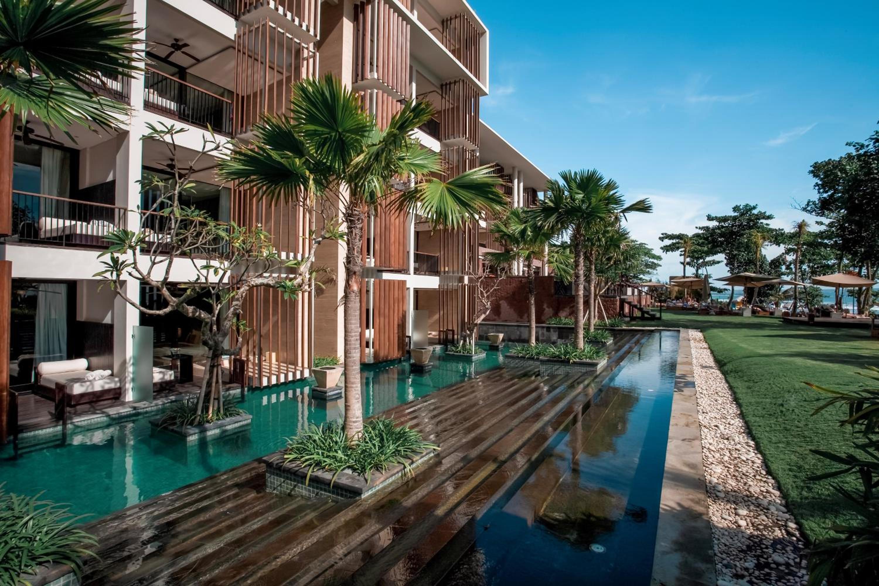 Seminyak Pool King Suite with Balcony