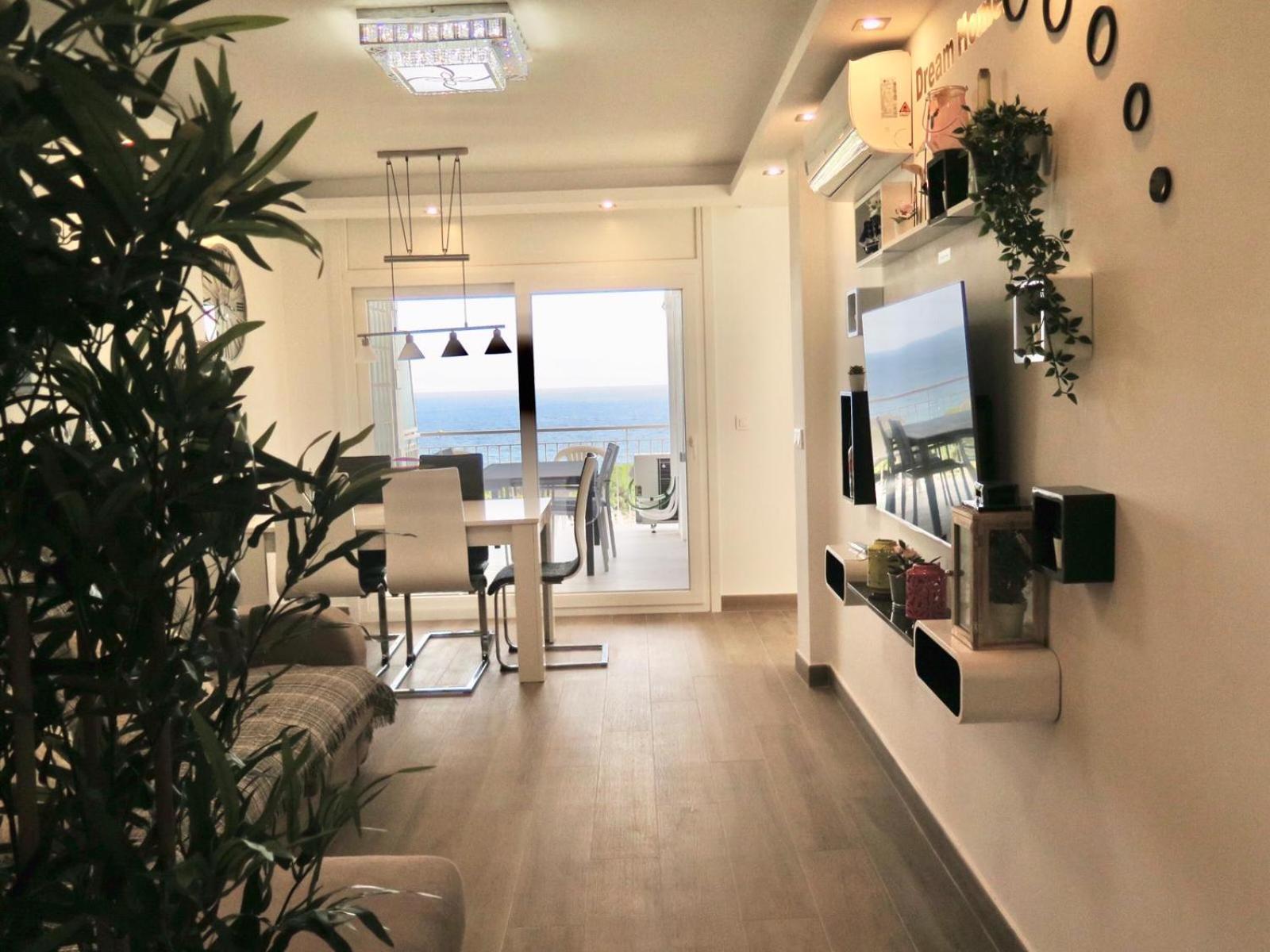 Apartamento con vista al mar