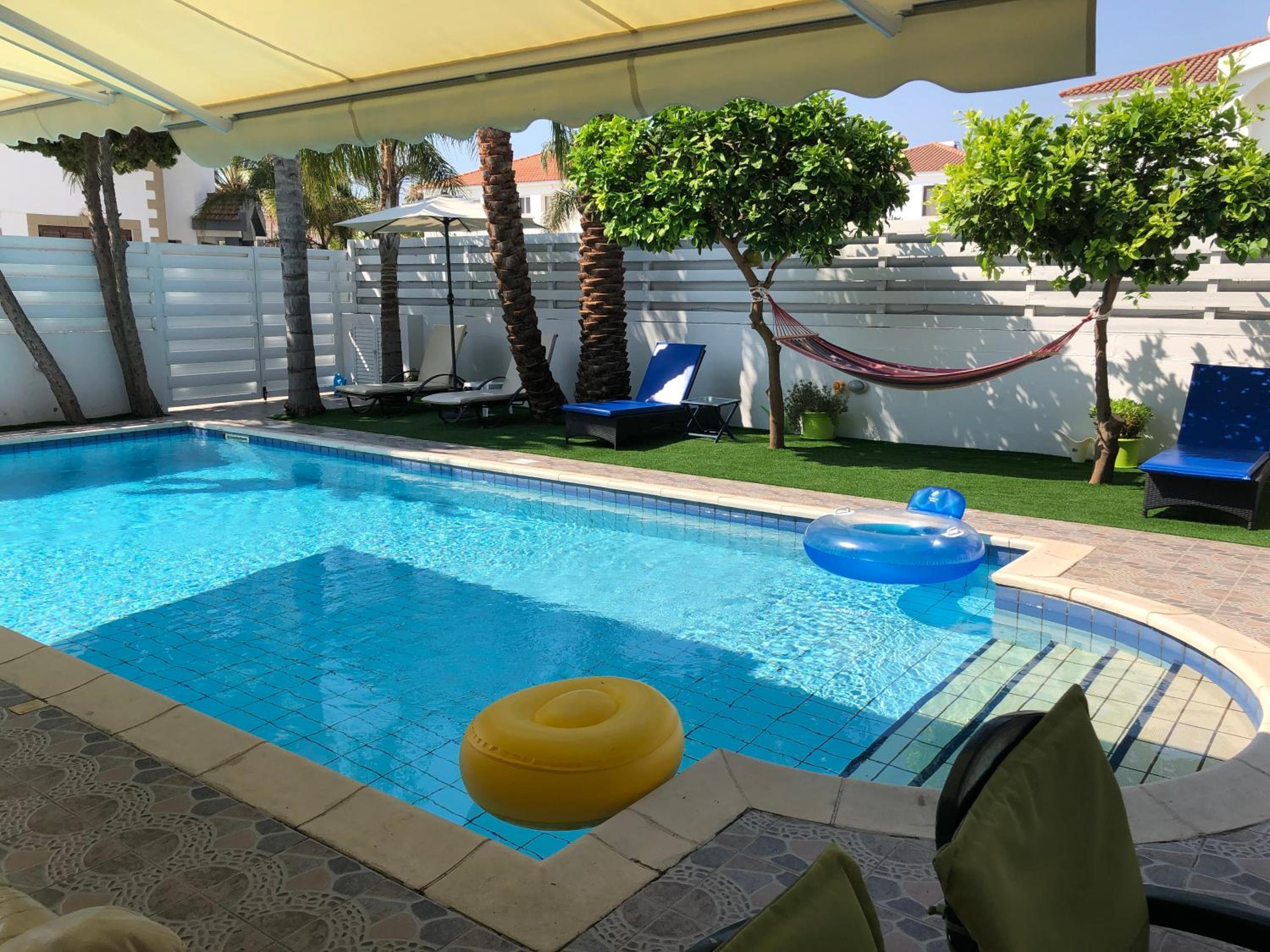 Villa with Private Pool photo 3
