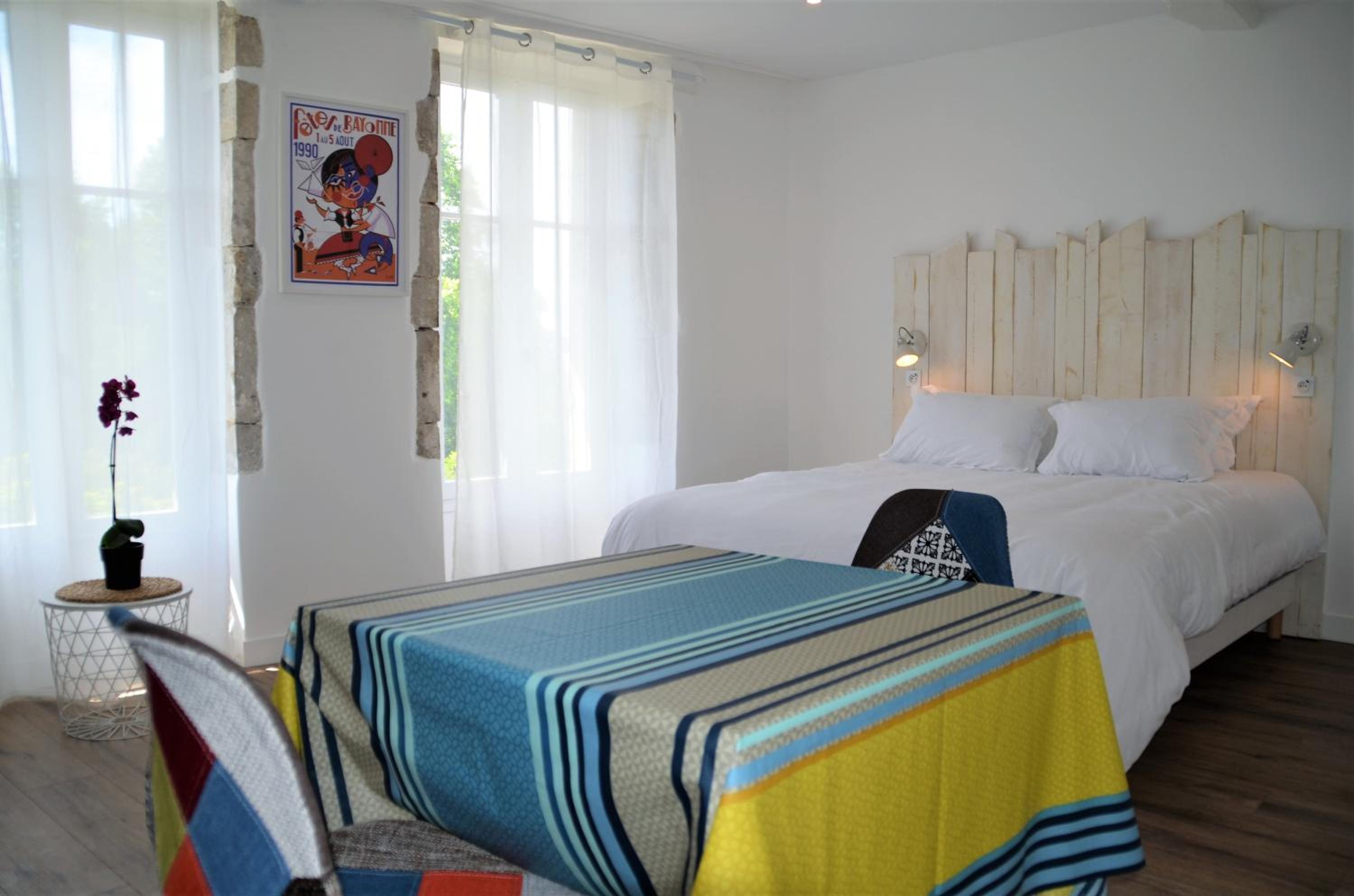 Double Room - Photo 12