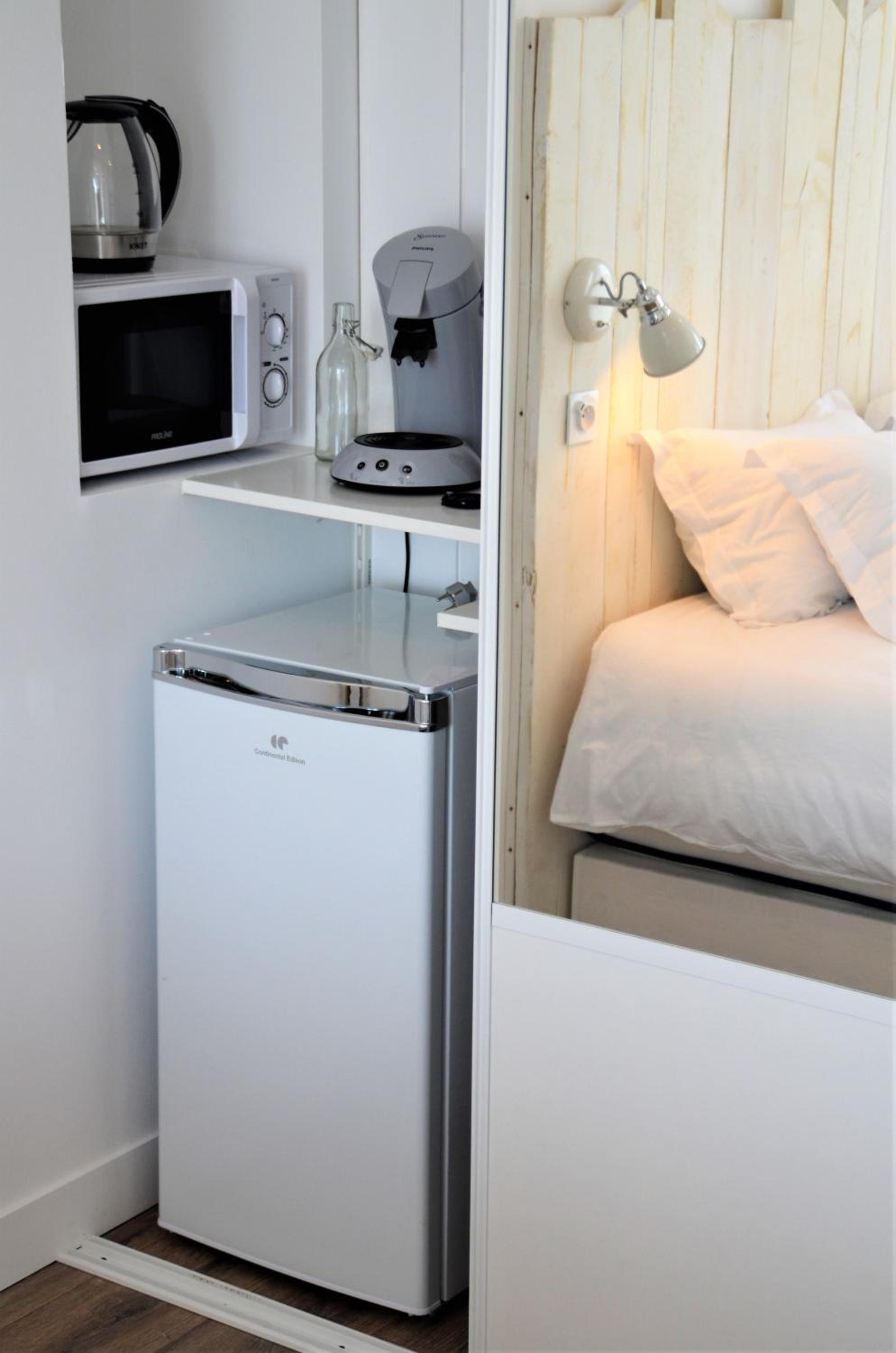 Double Room - Photo 10