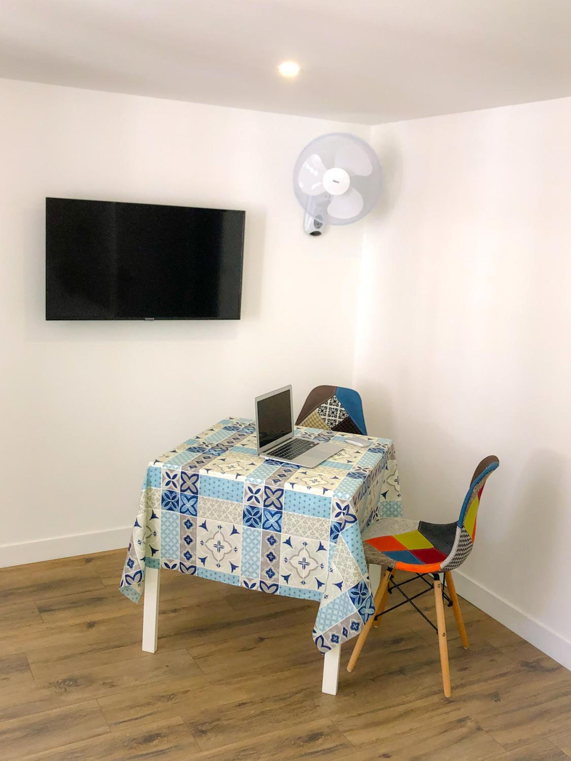 Double Room - Photo 28