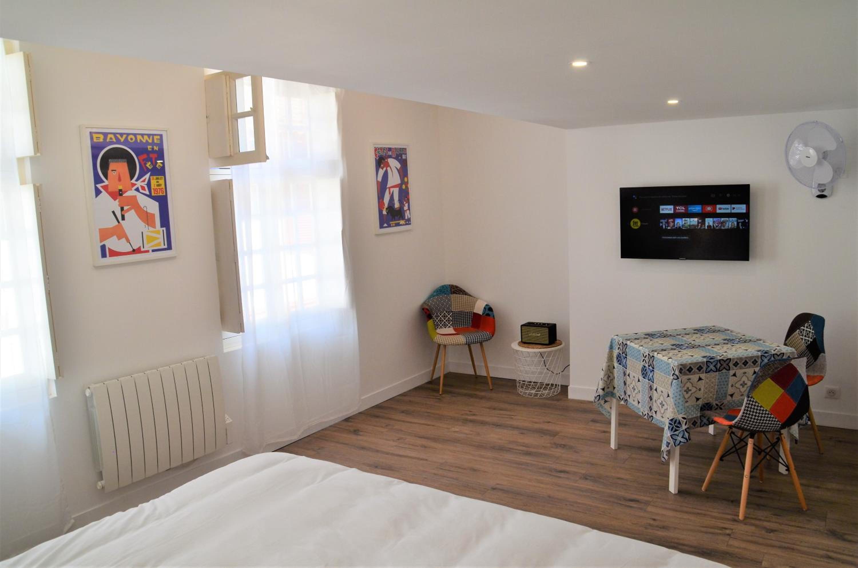 Double Room - Photo 19