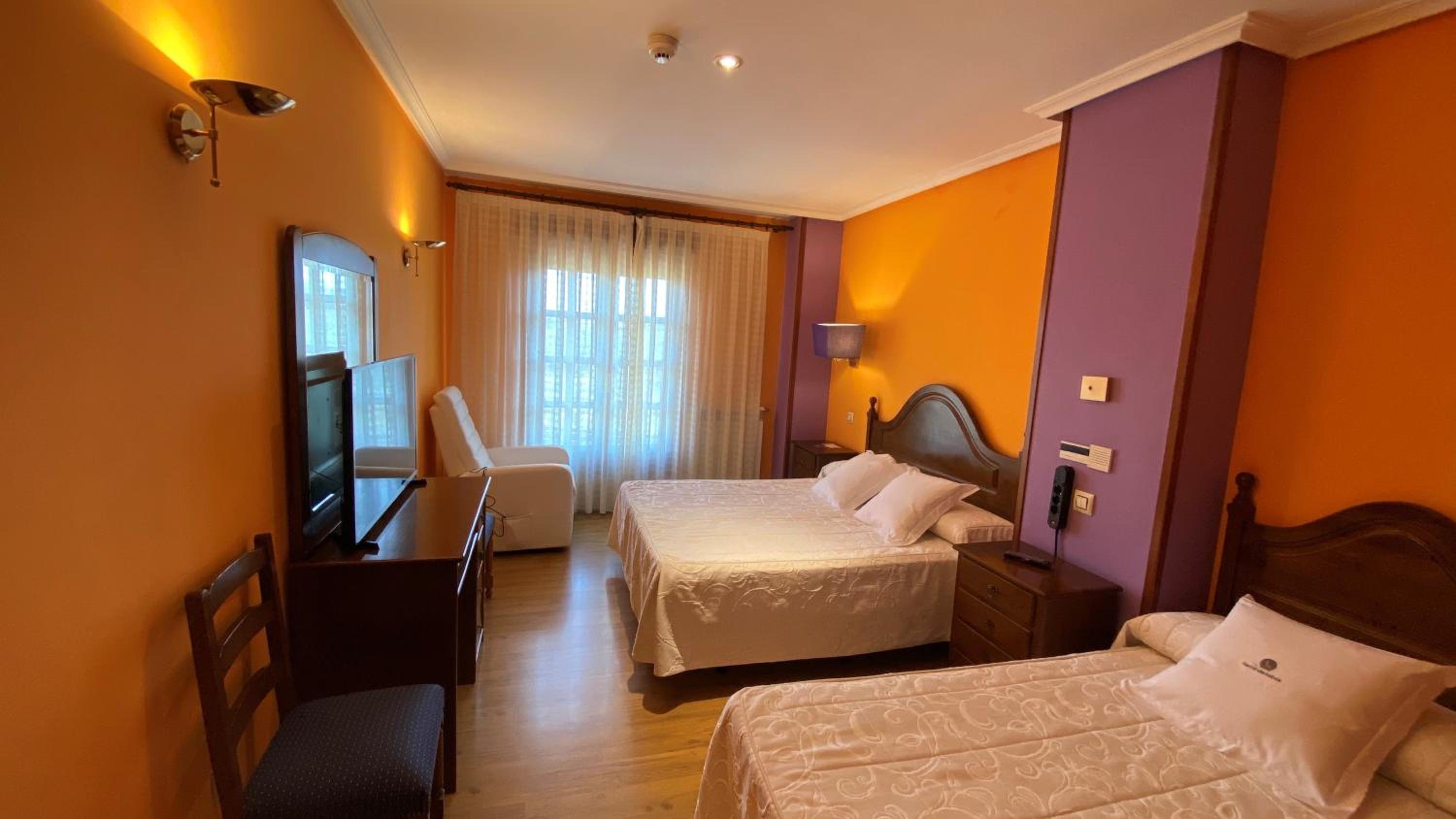 Habitación Triple con Balcón