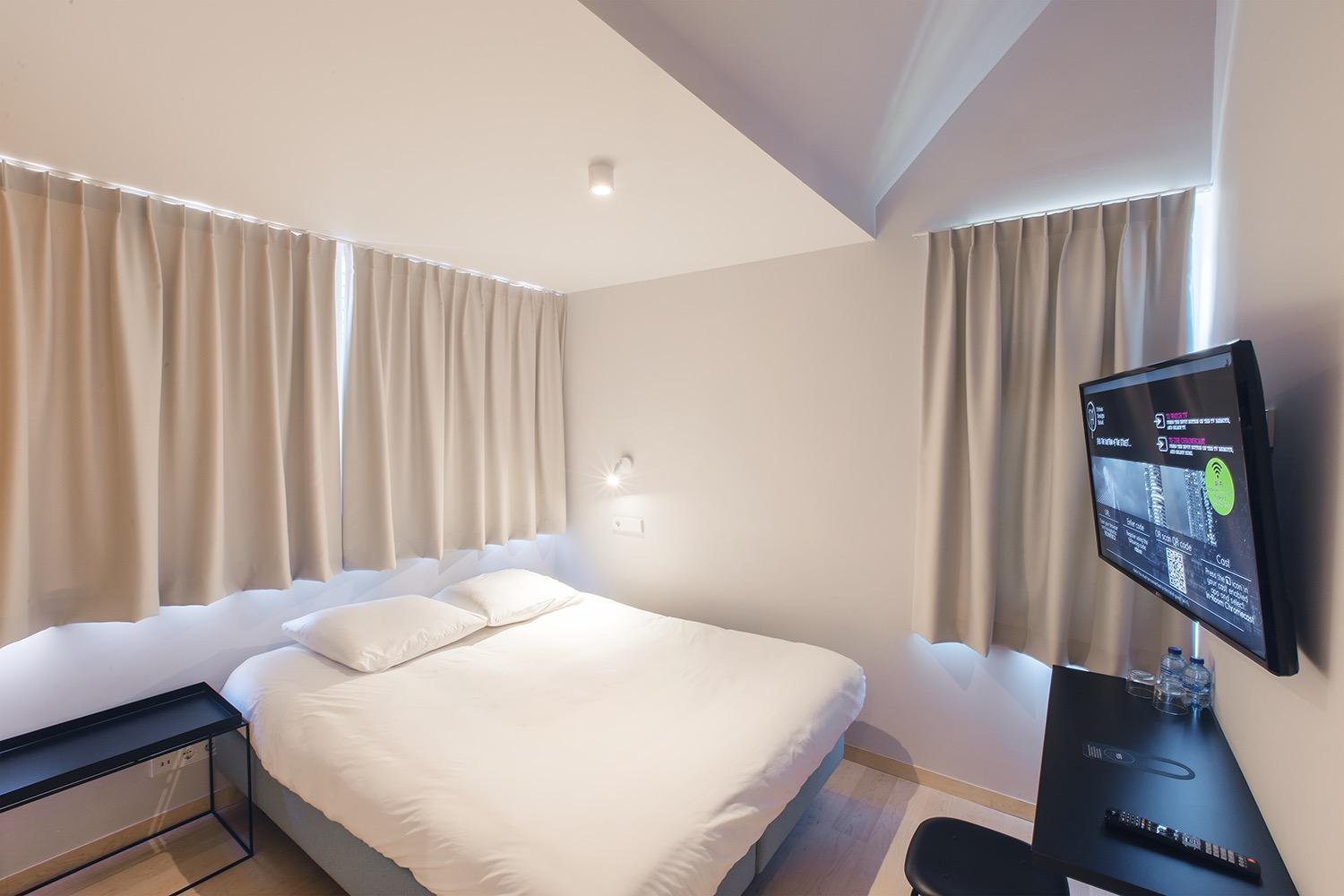 Standard Double Room - Photo 19
