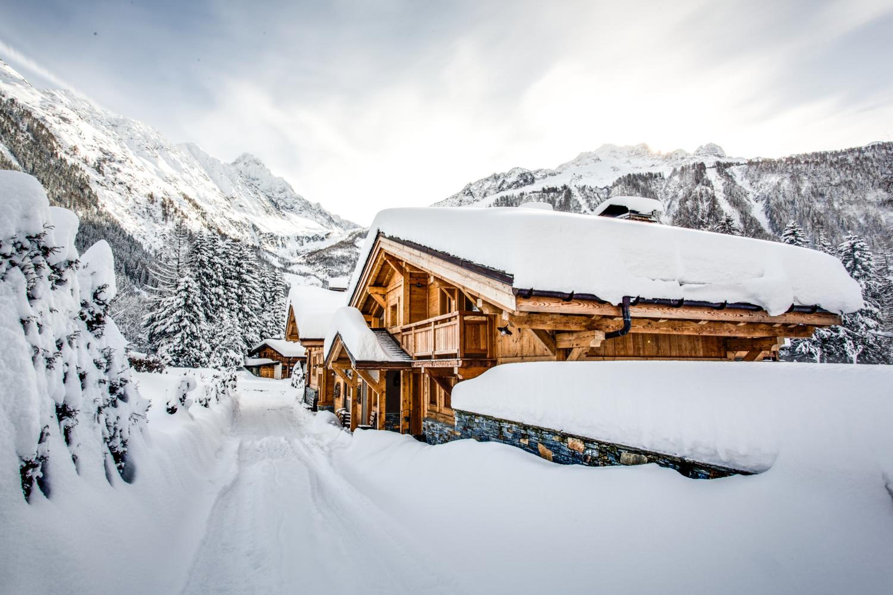 Four-Bedroom Chalet photo 3