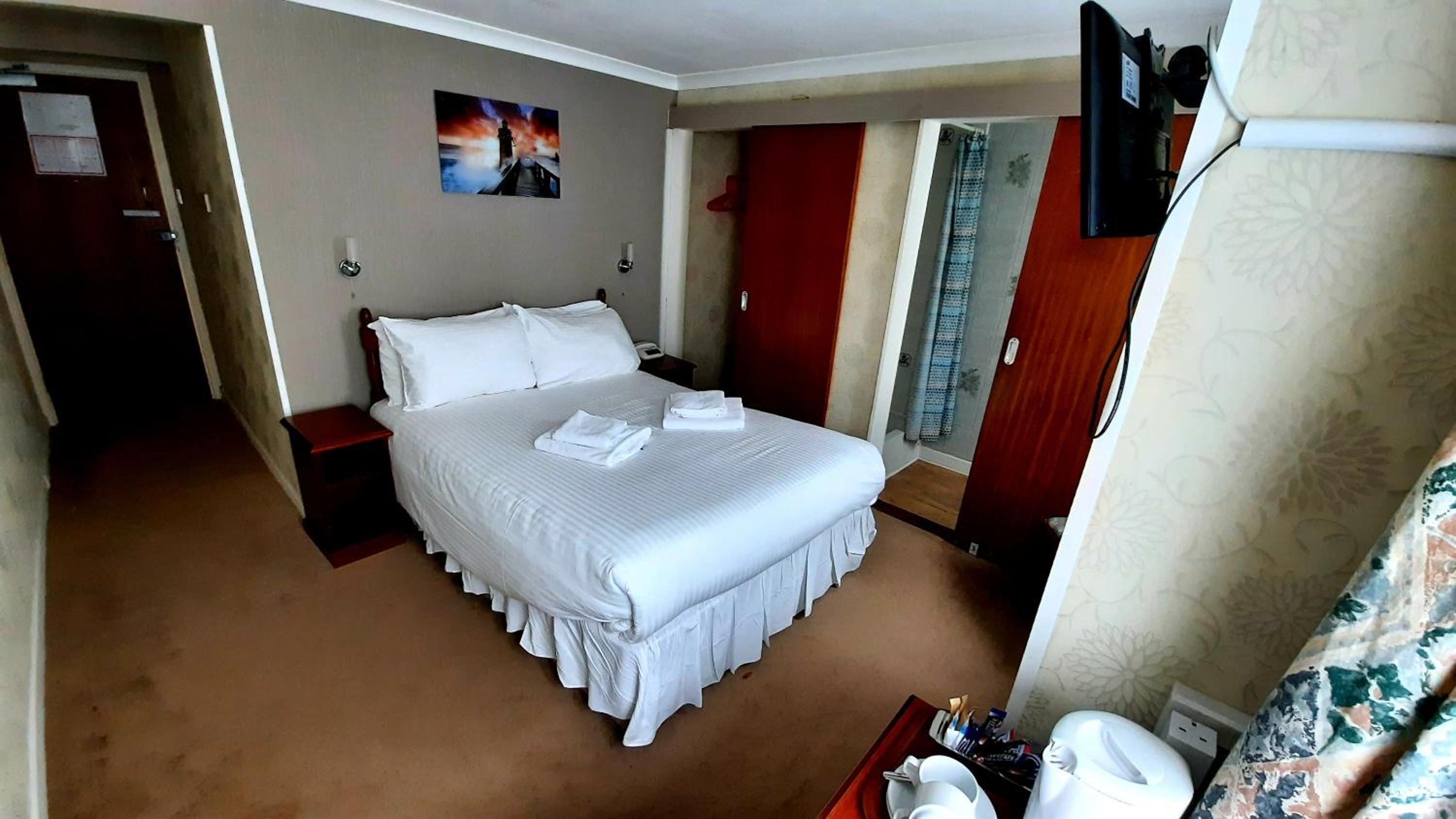 Economy Double Room (no pets) - Photo 1