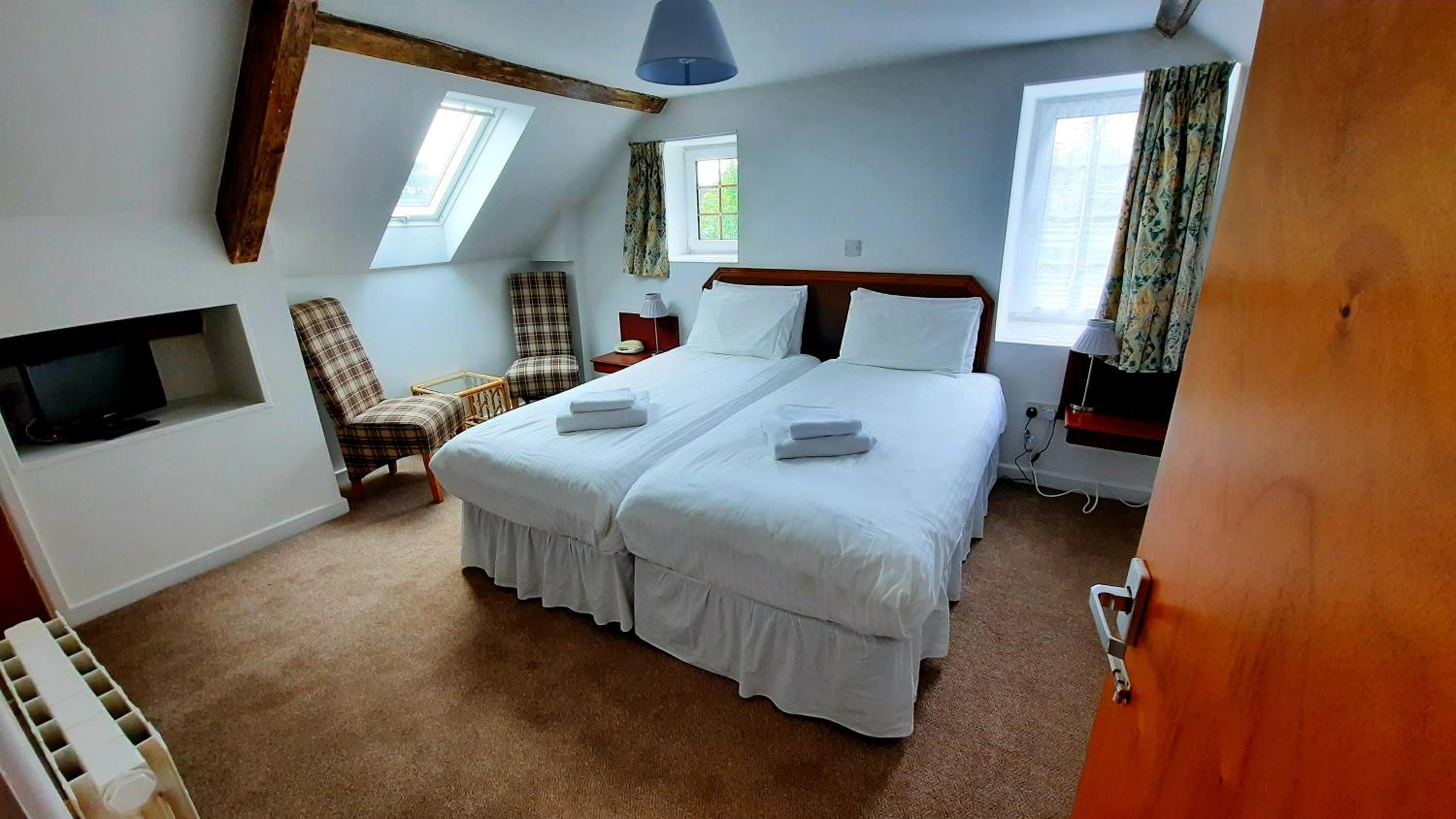 Superior Double or Twin Room (no pets) - Photo 1
