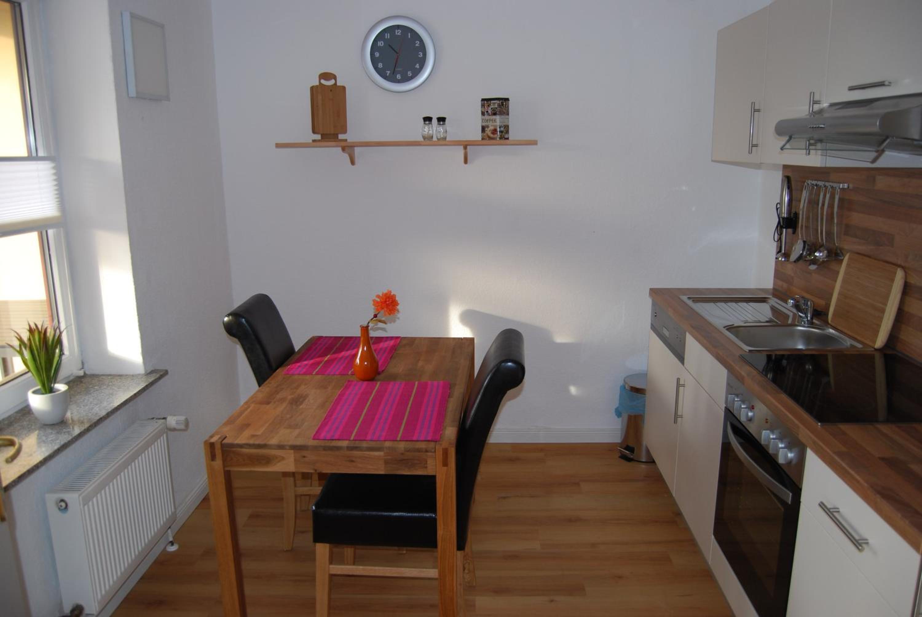 One-Bedroom Apartment photo 3
