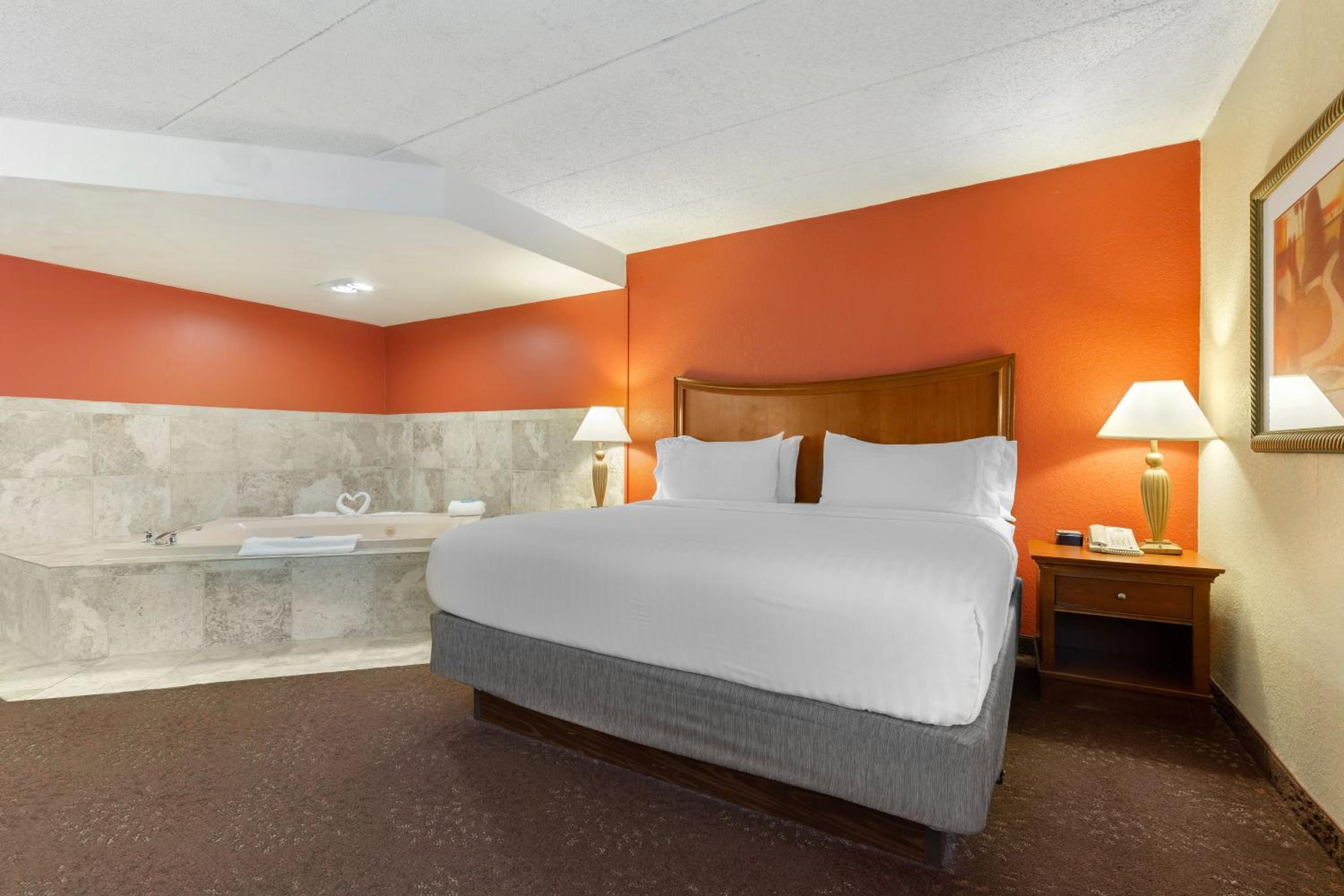 King Suite - Photo 5