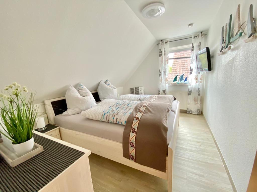 Apartment with Balcony photo 1