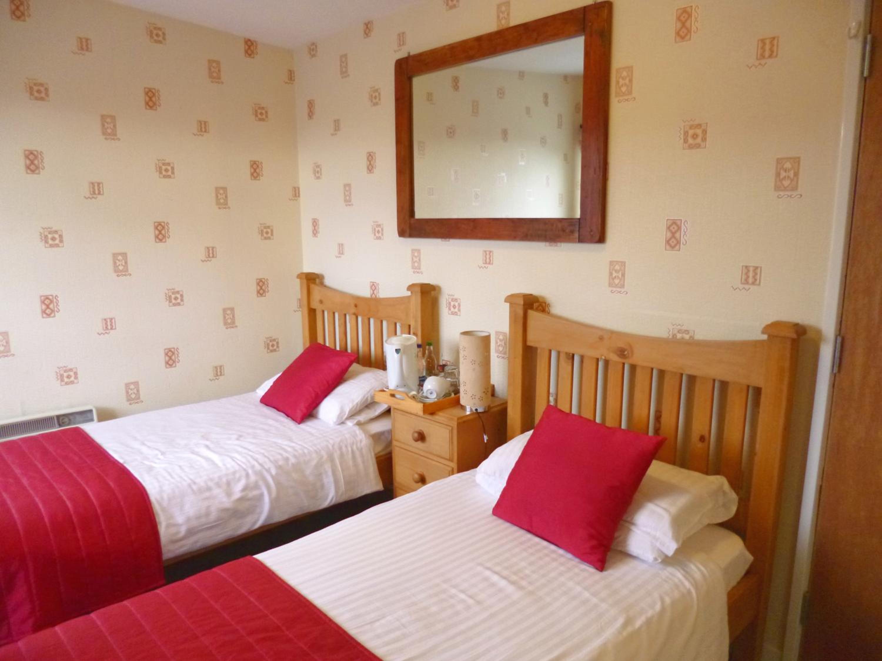 Standard Twin Room photo 3