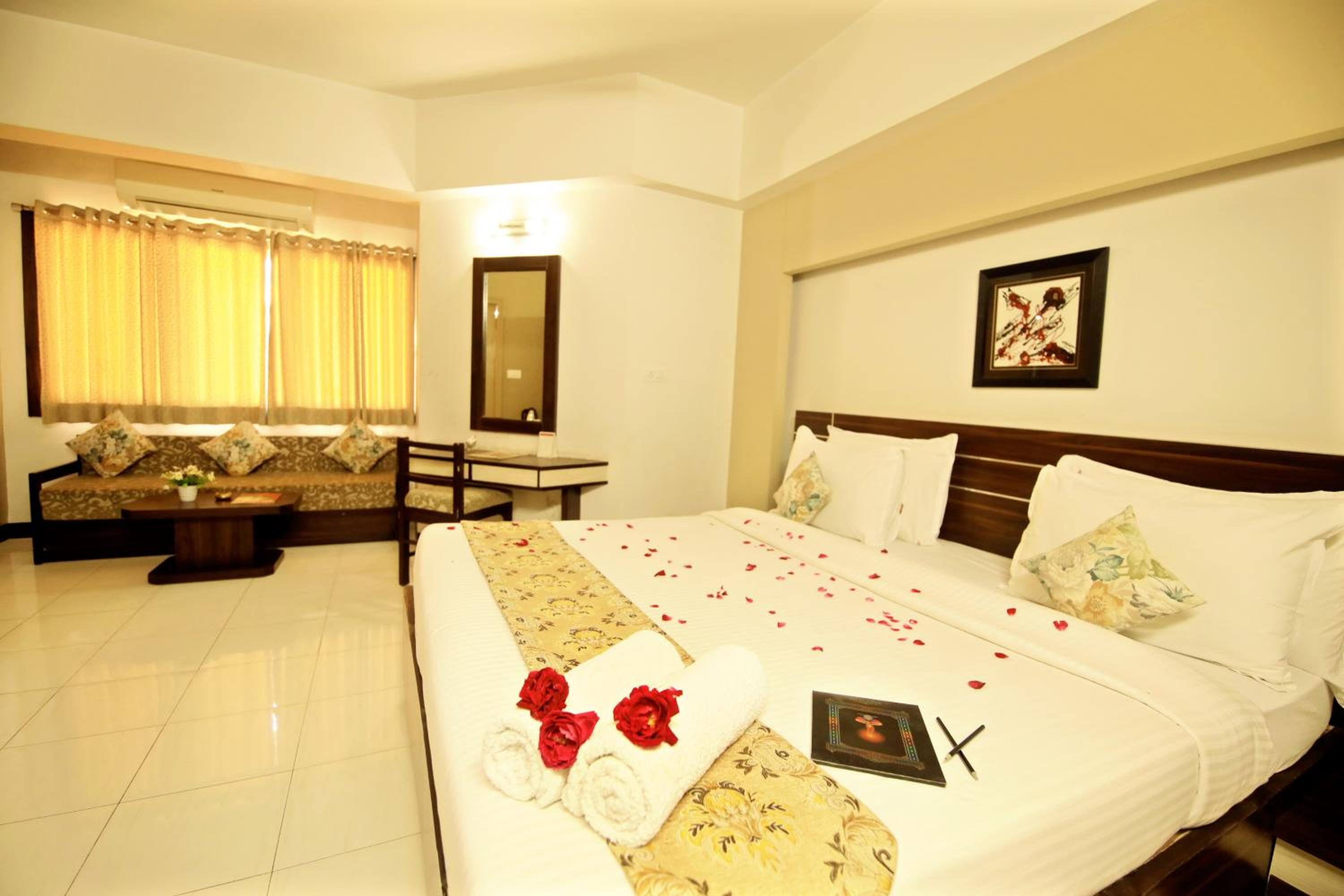 Deluxe Double or Twin Room - Photo 18