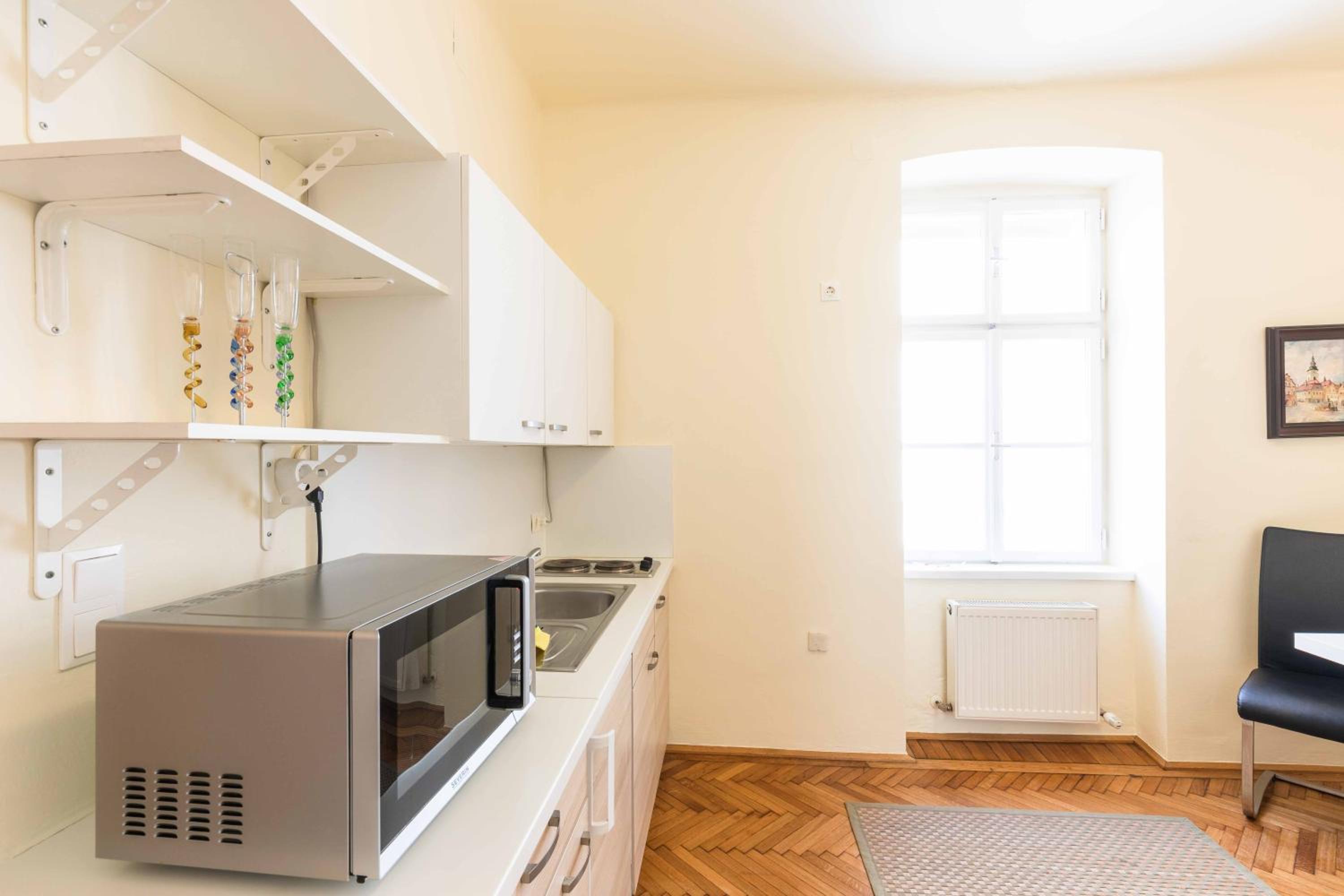 Apartment photo 3