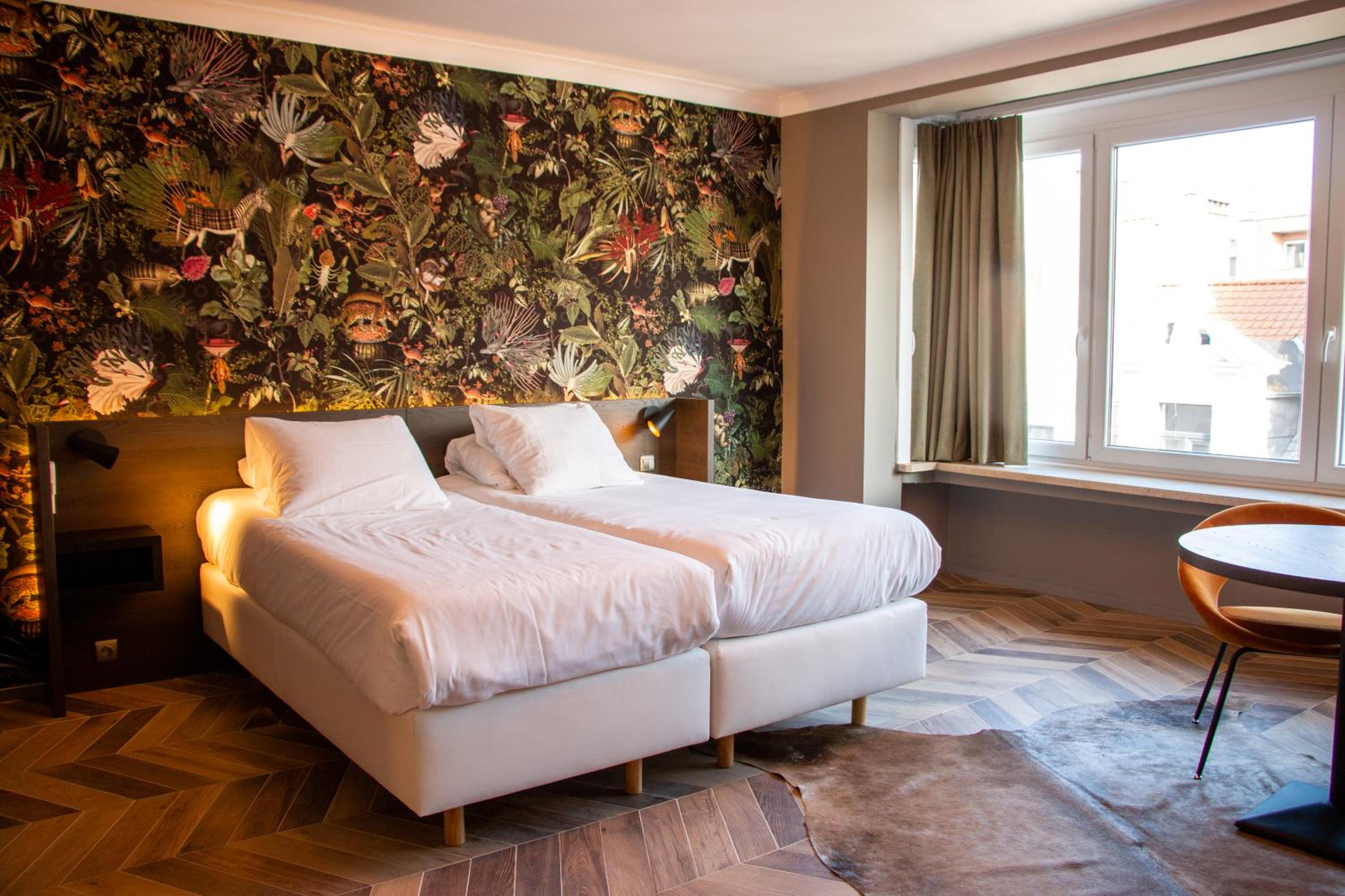 Large Double Room - Photo 12