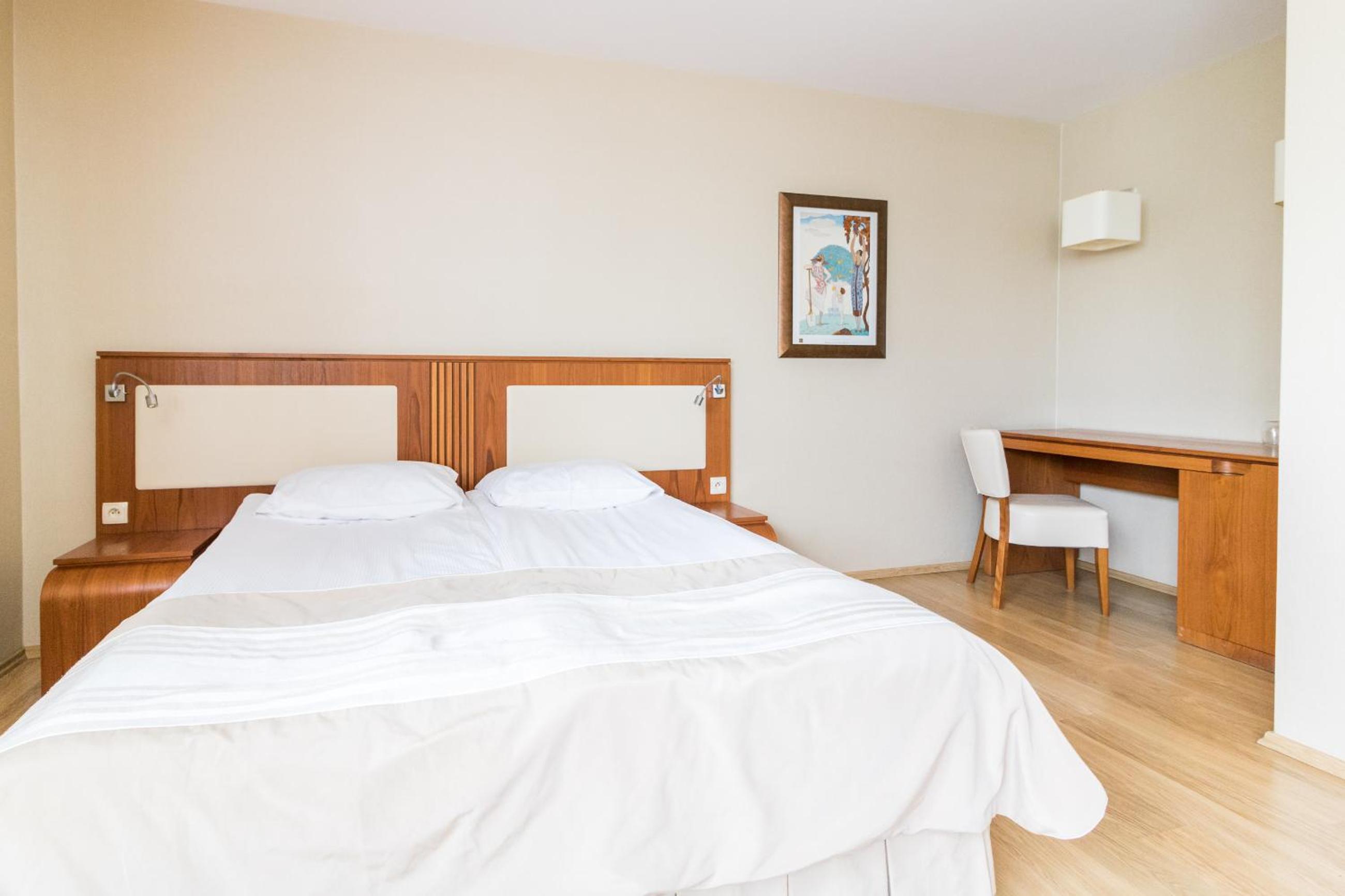 Deluxe Double Room - Photo 1