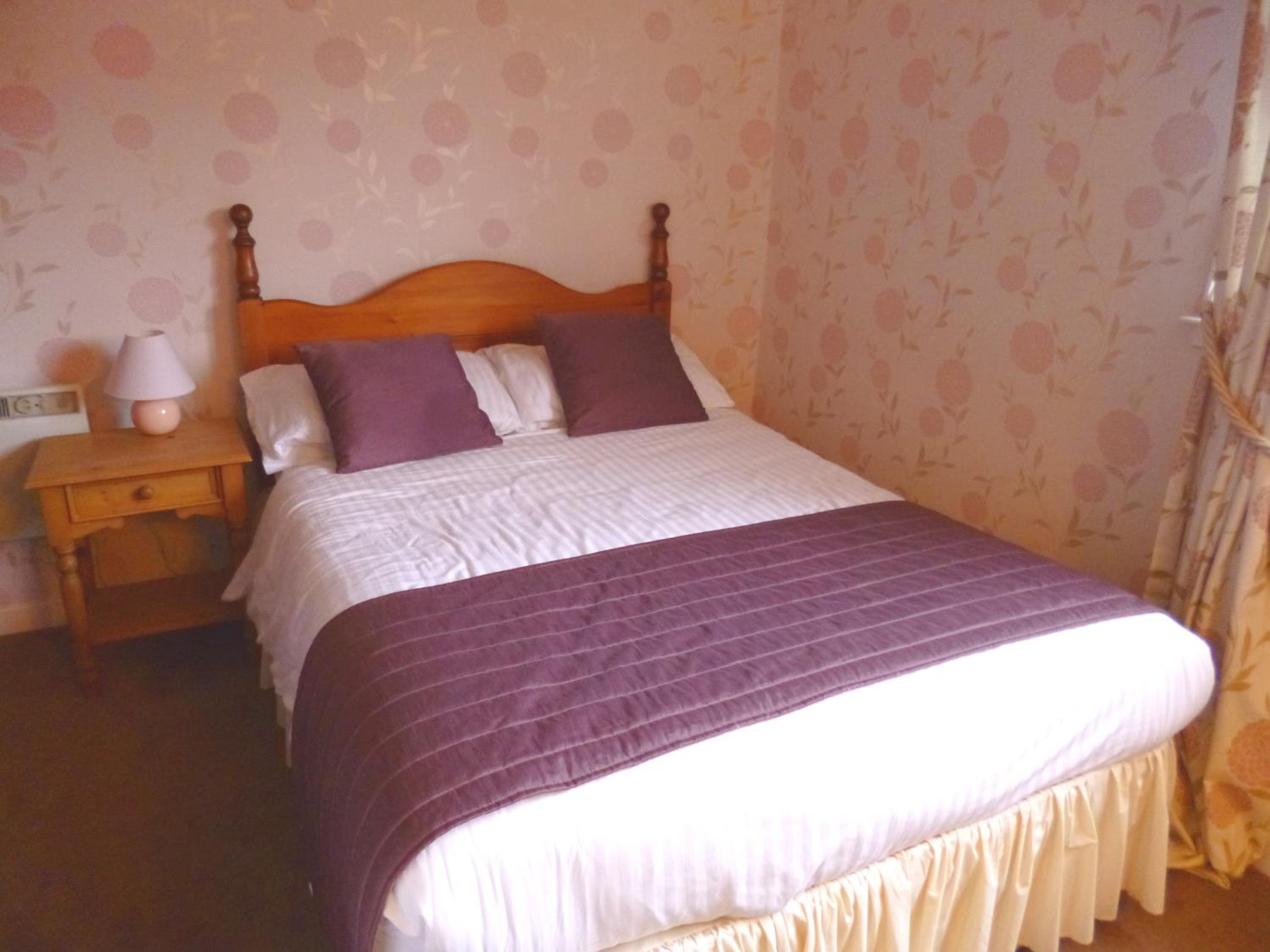 Budget Double Room photo 3