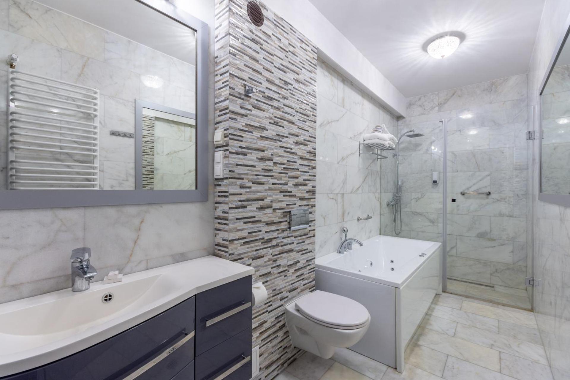 Luxury Double or Twin Room photo 3