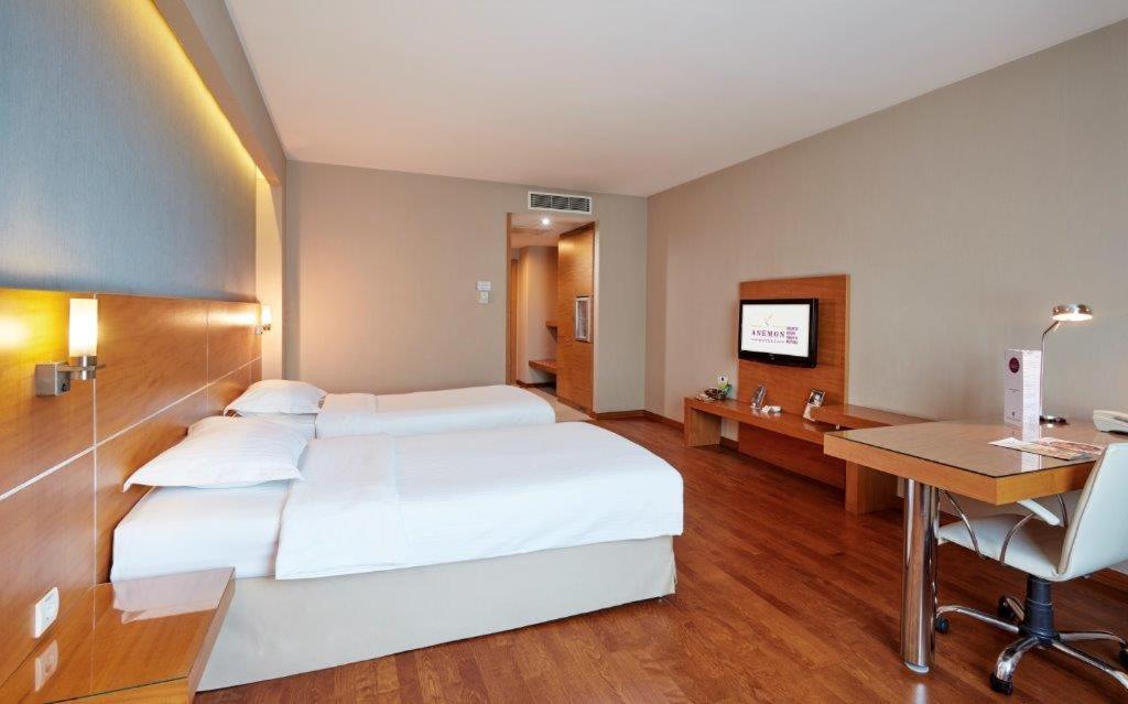 Deluxe Room - Photo 1