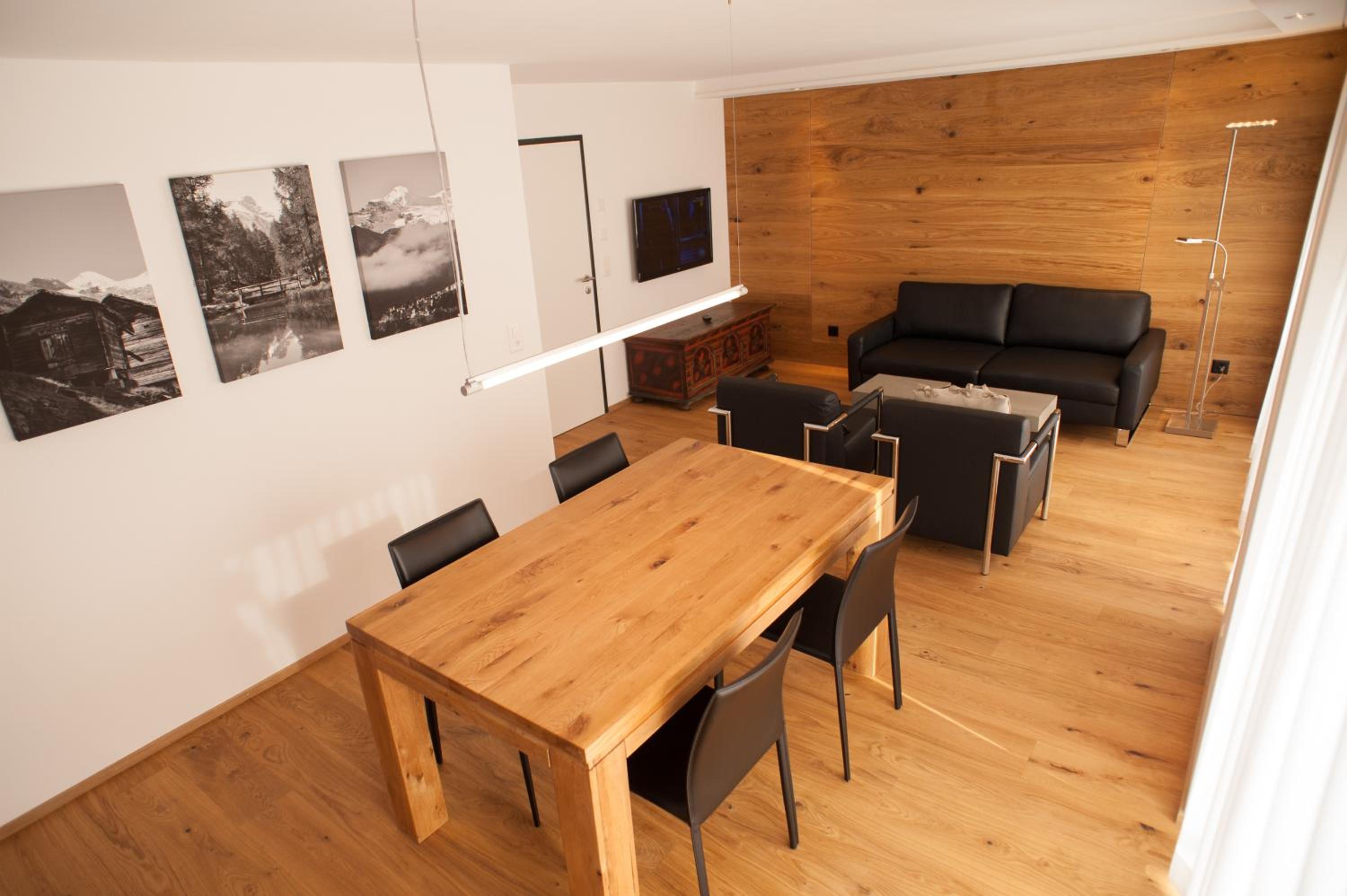 Superior Two-Bedroom Apartment - Photo 9