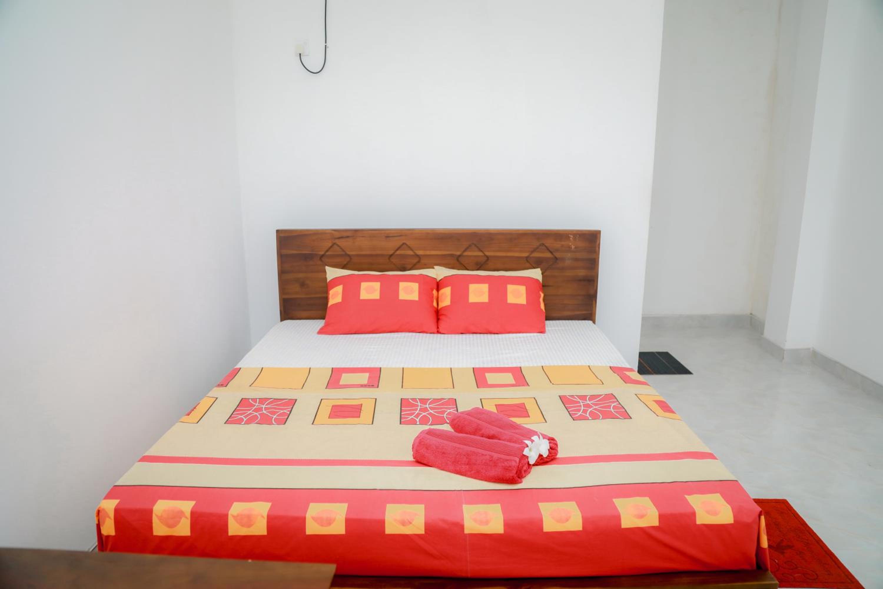 Deluxe Room - Photo 1