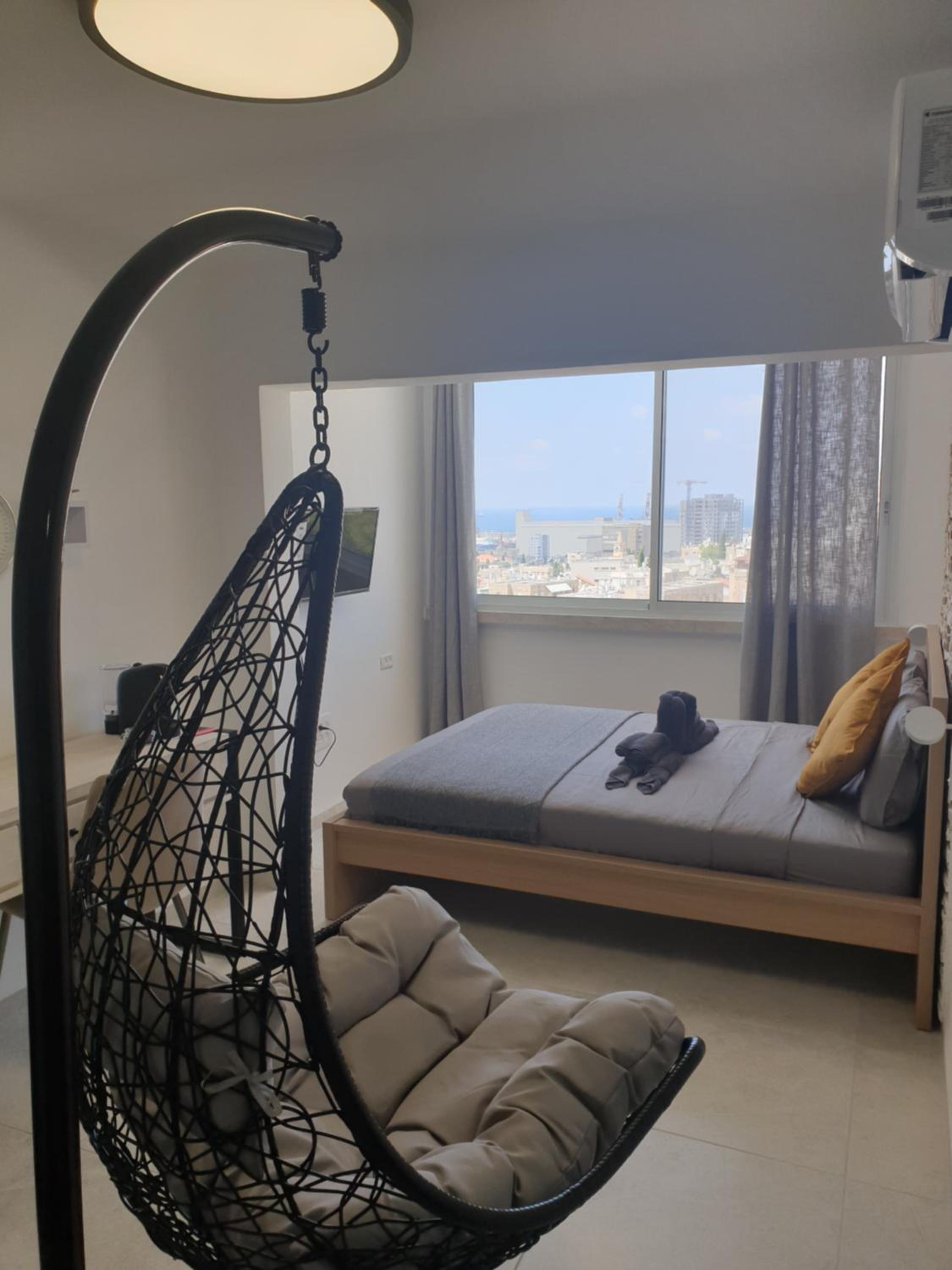 Deluxe Triple Room with Sea View - Photo 4