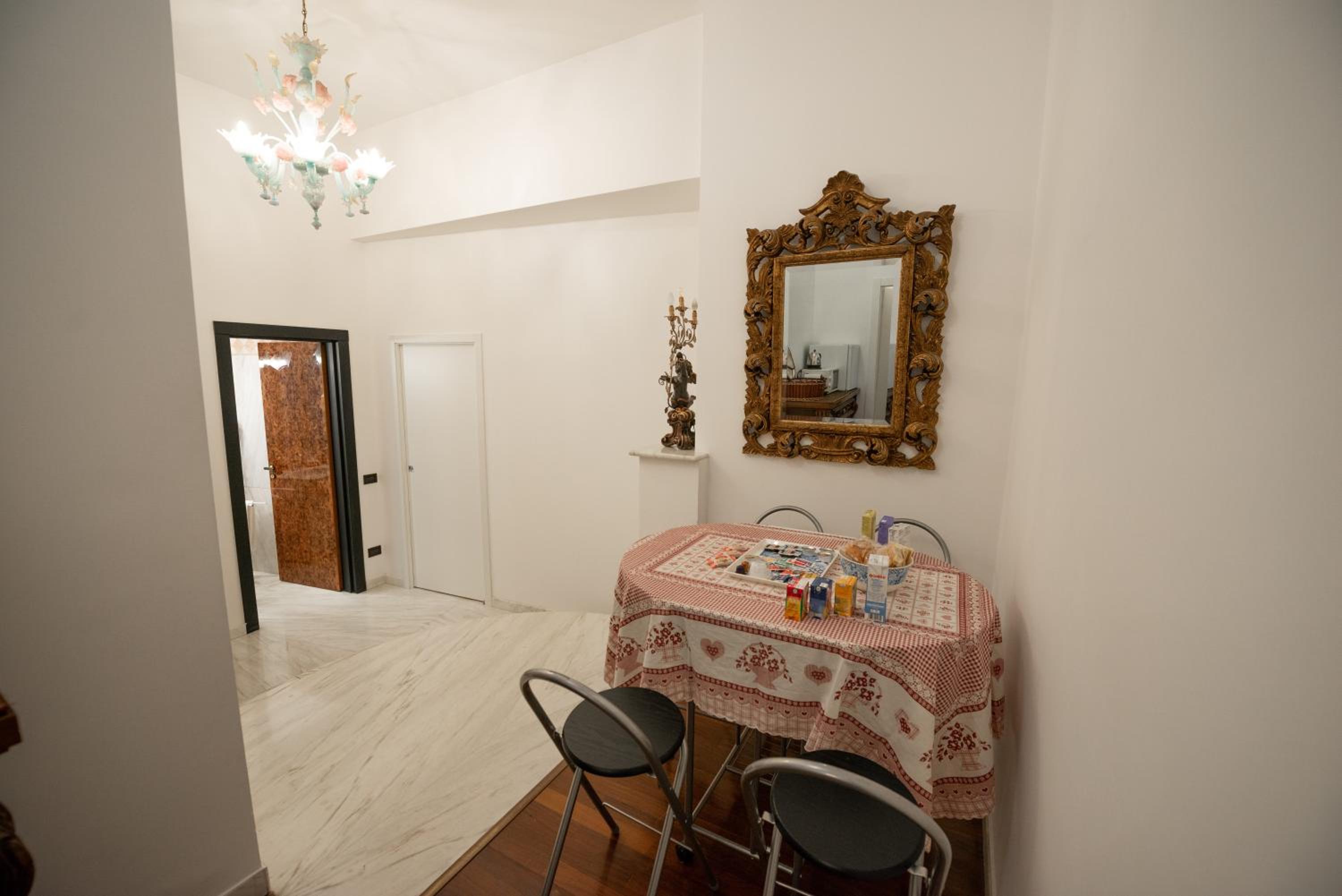 Deluxe Double Room with Private Entrance - Photo 27