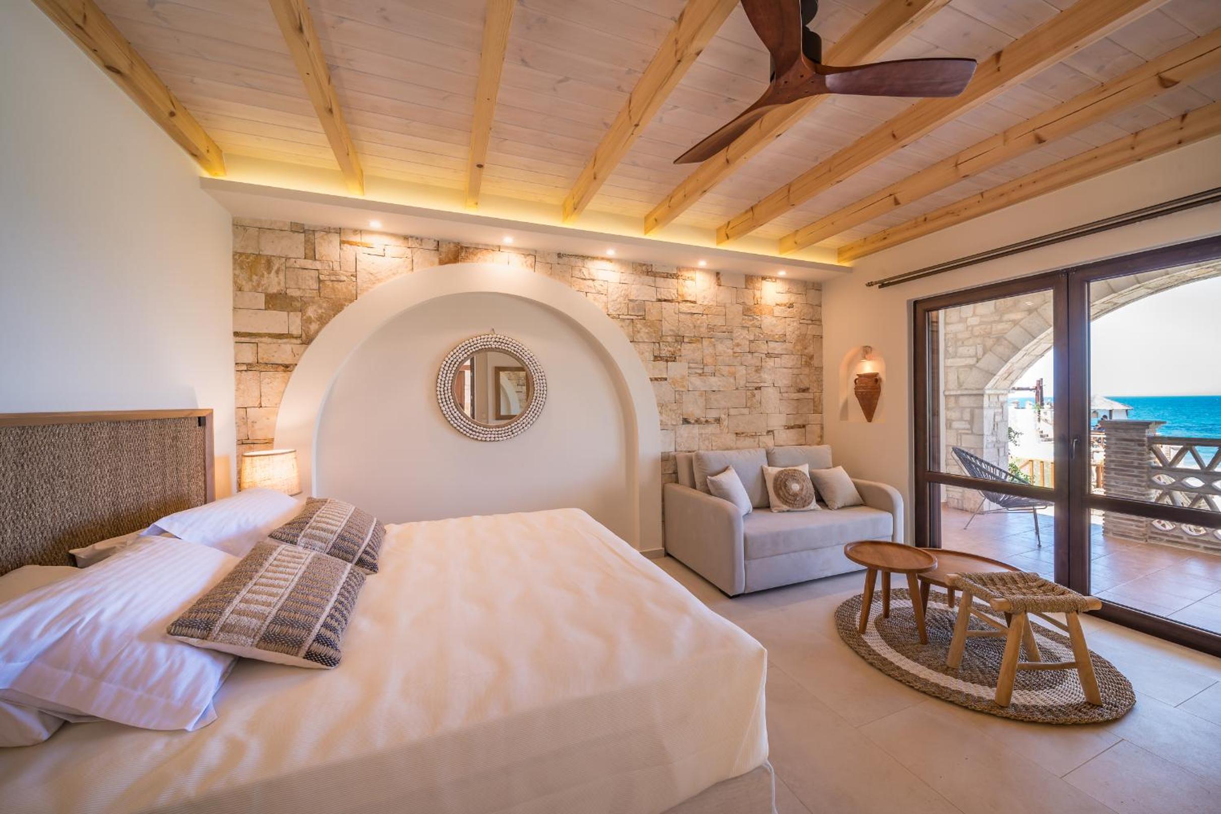 Deluxe King Suite