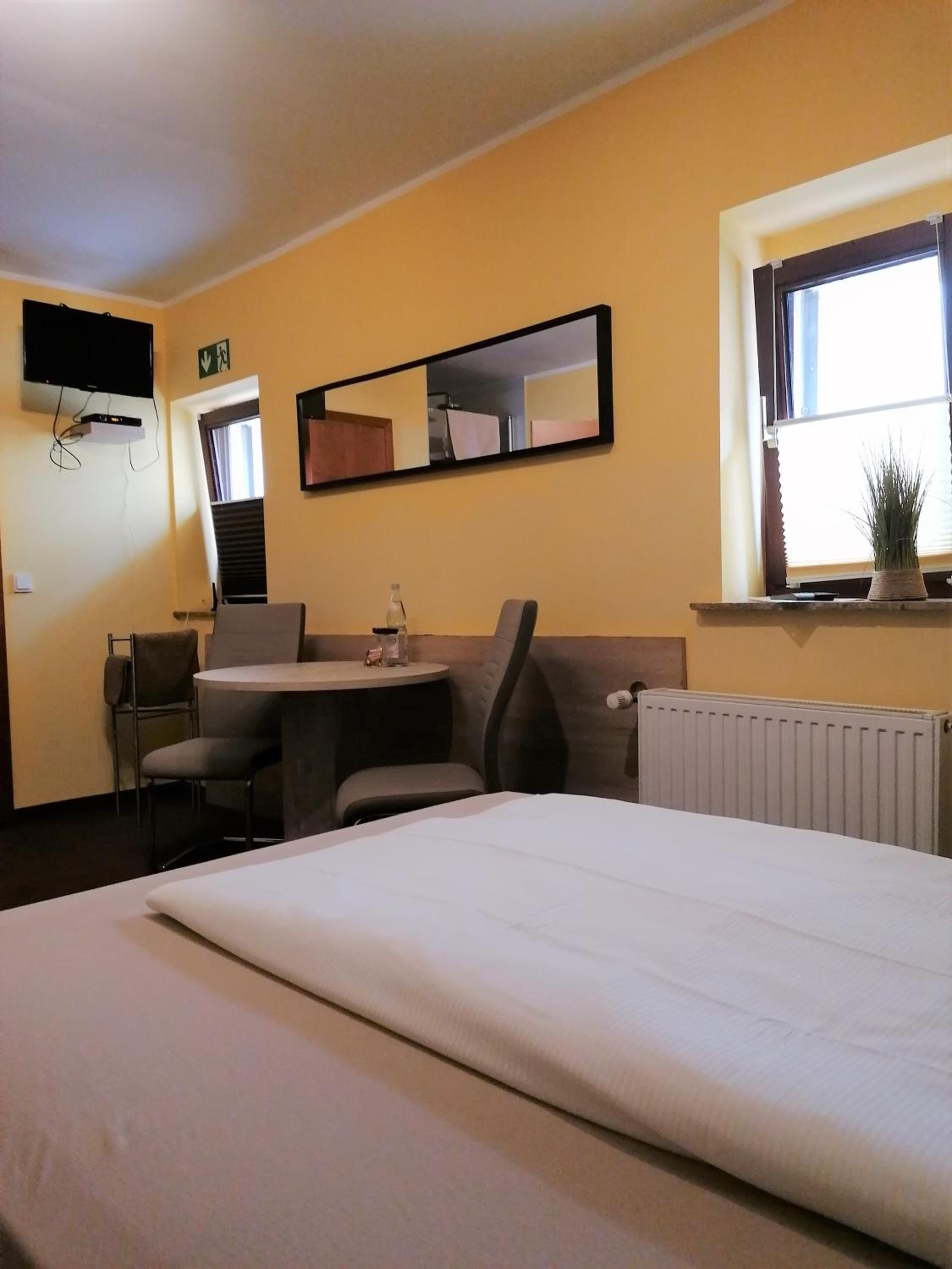 Economy Single Room