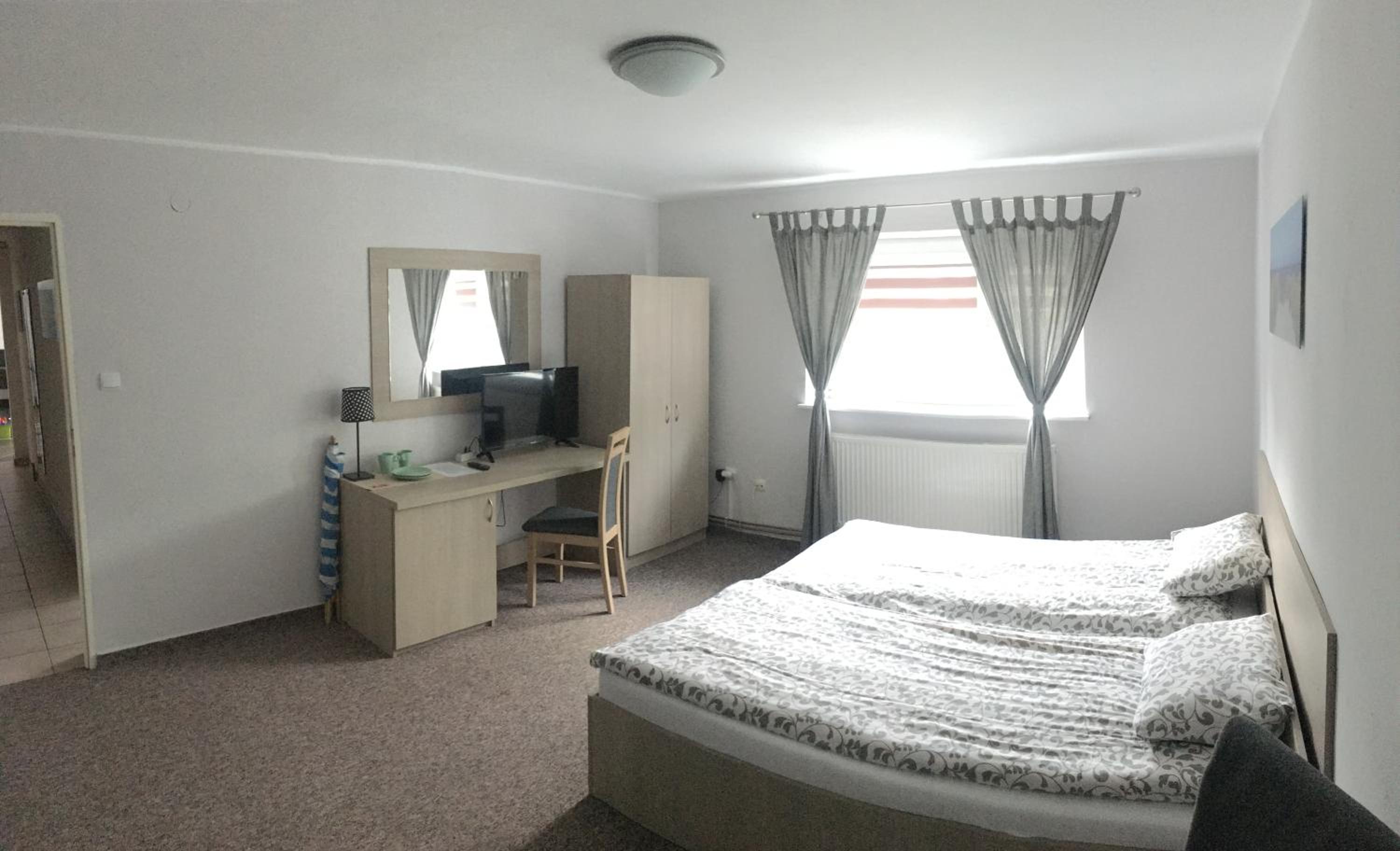 Economy Double Room with Private External Bathroom (17) photo 1