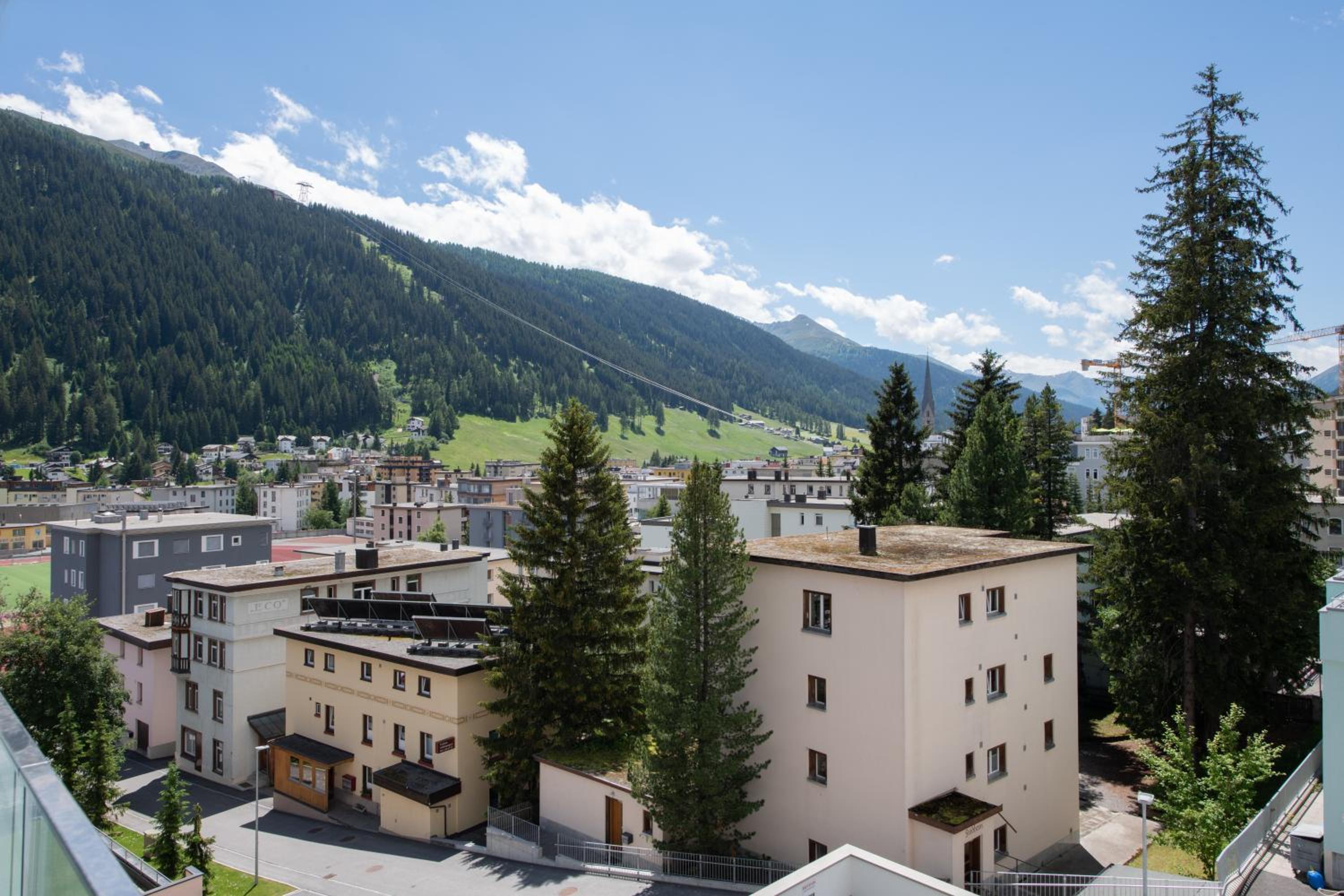Apartment With Mountain View photo 2
