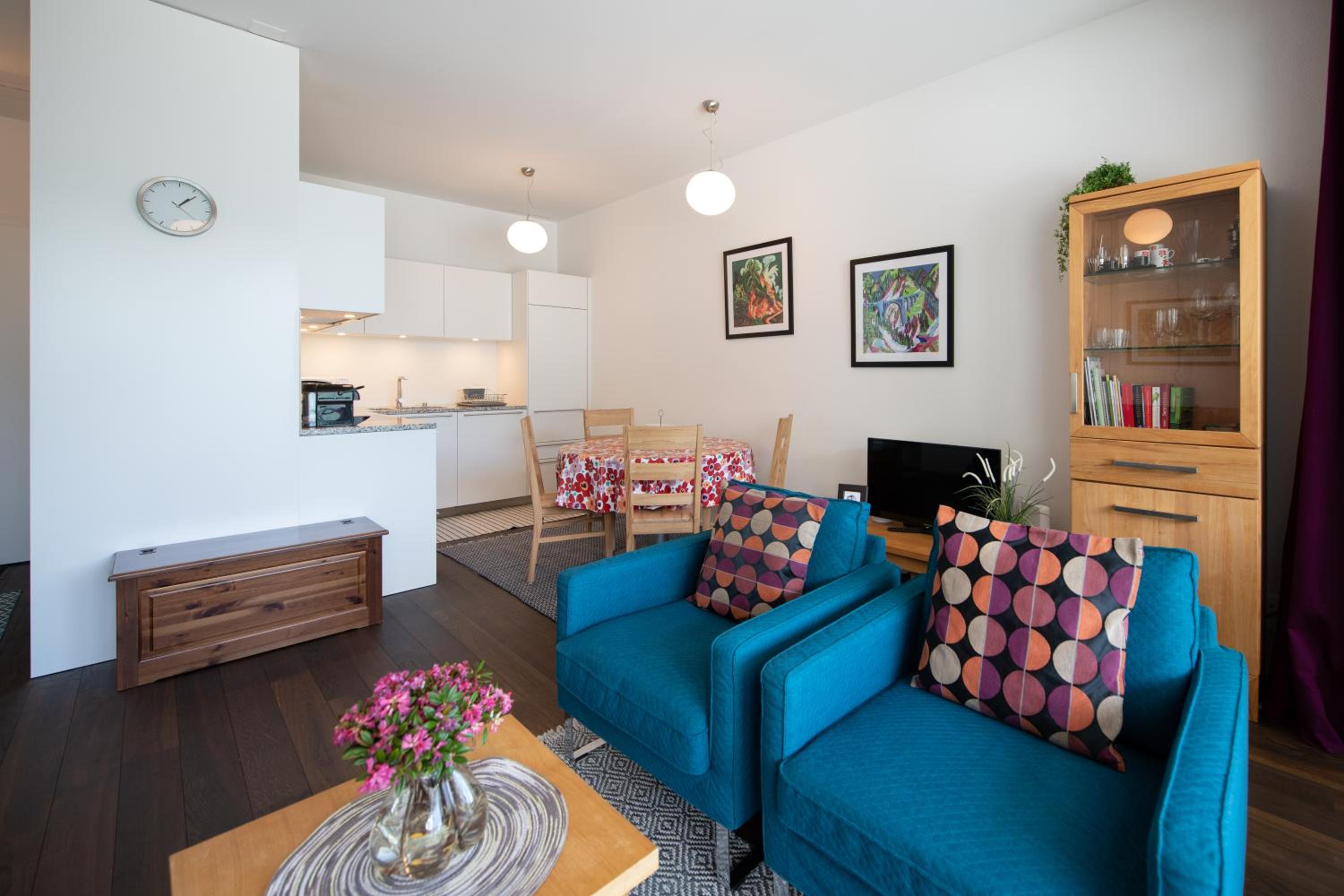Apartment With Mountain View photo 1