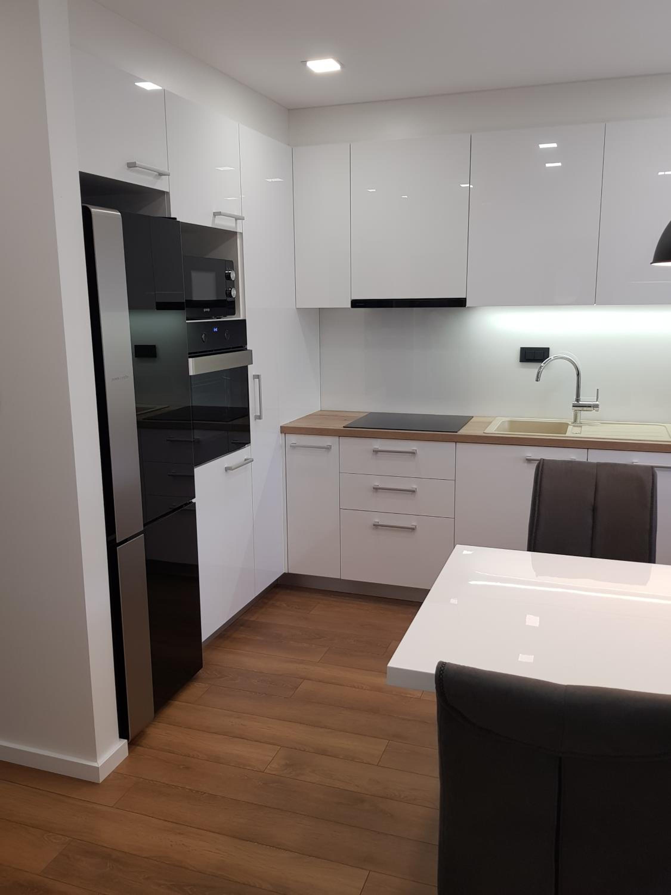One-Bedroom Apartment - Photo 33