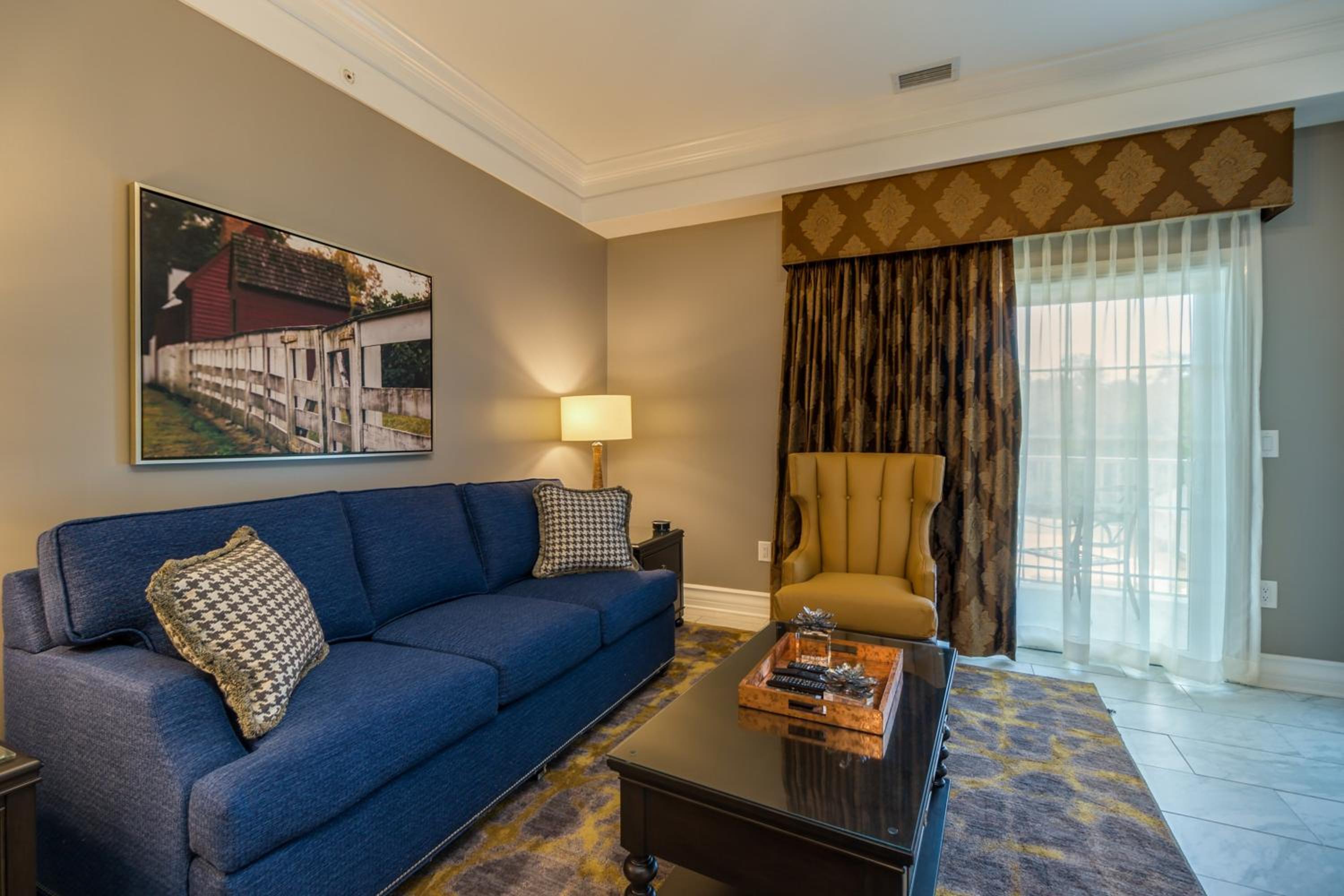 Two-Bedroom Signature Villa - Photo 9