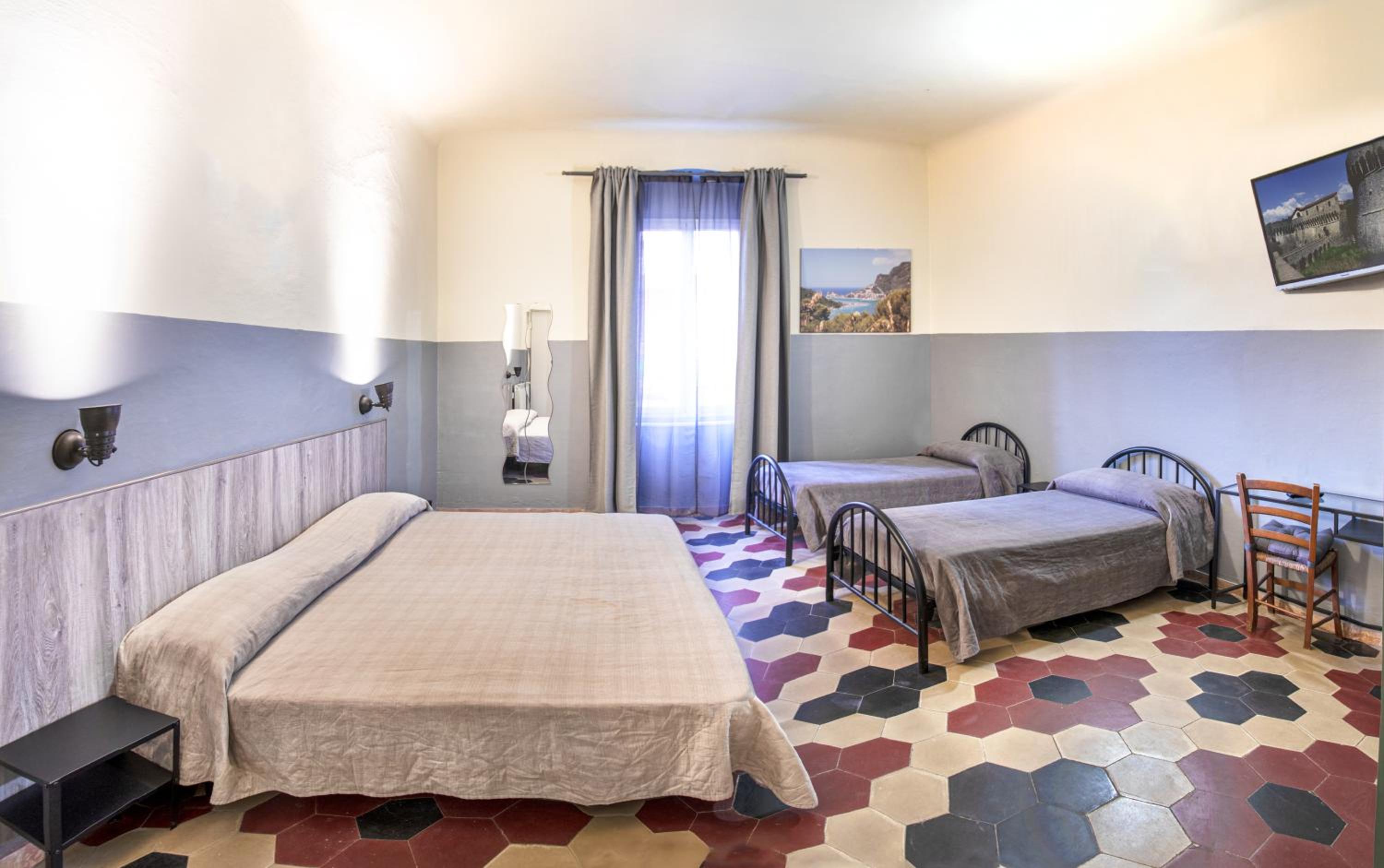 Triple Room