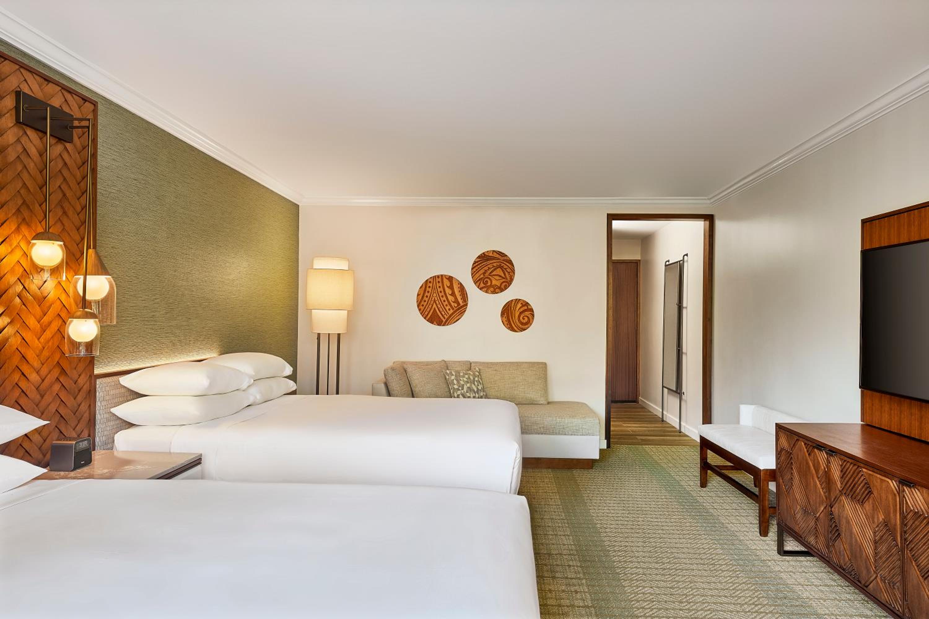Queen Room with Two Queen Beds - Oceanfront/Club Access