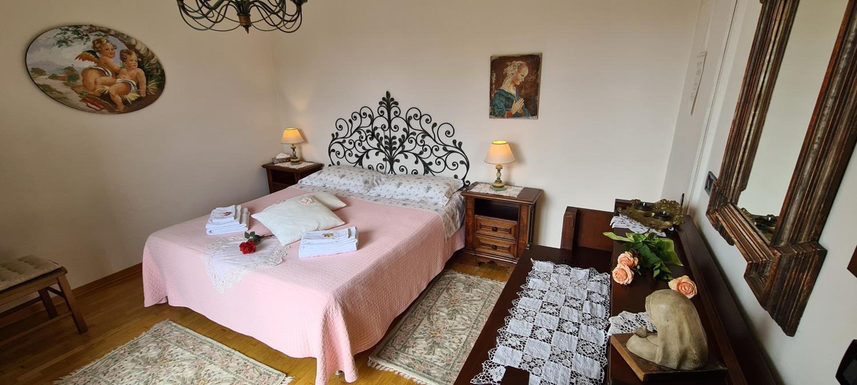 Double Room - Photo 13