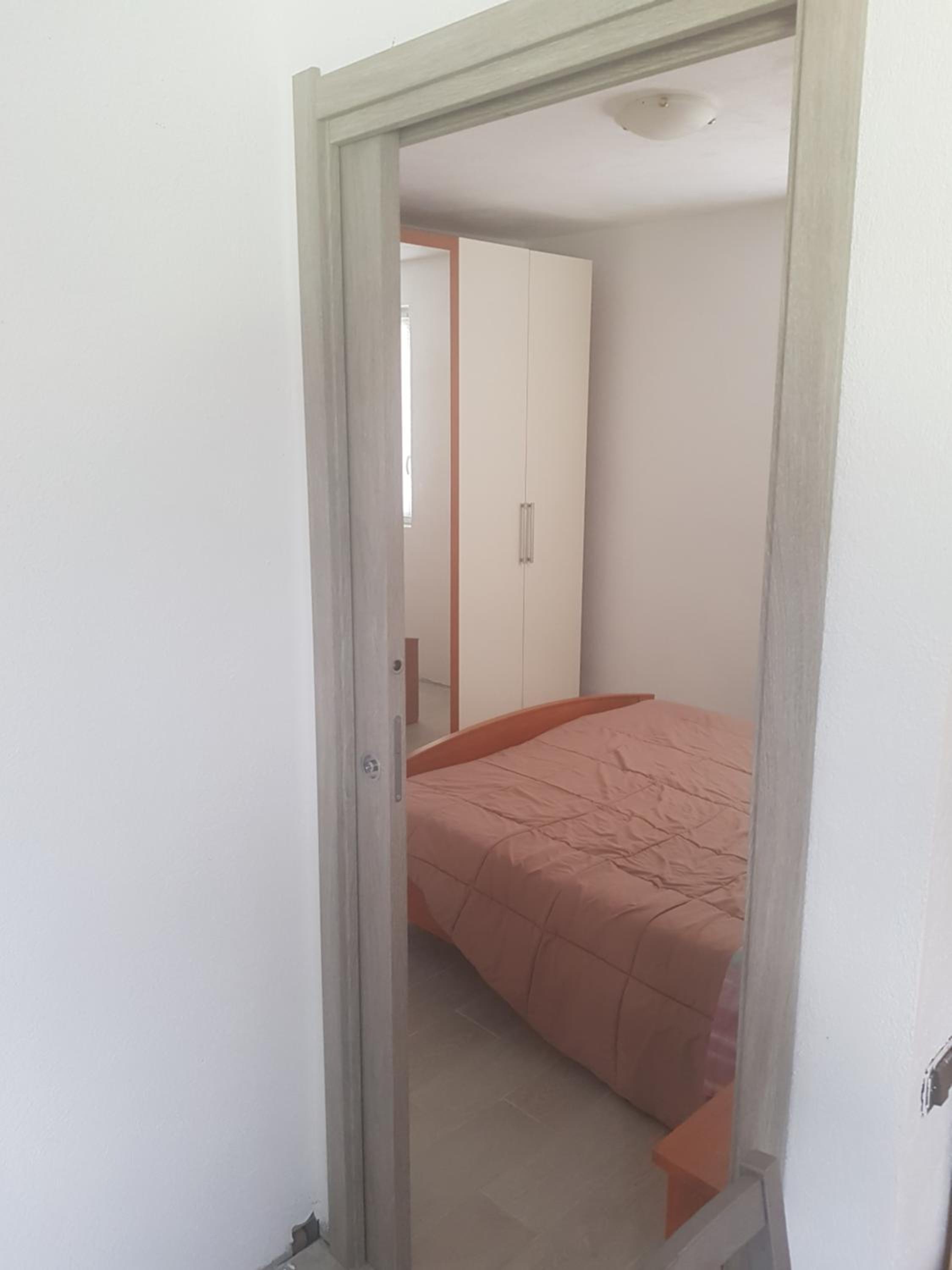 One-Bedroom Apartment - Photo 10