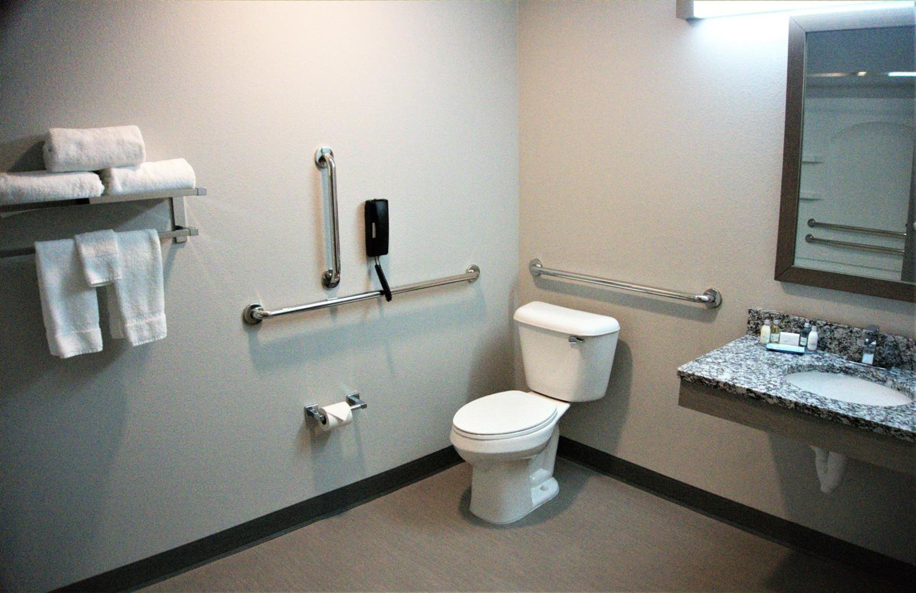 Brookstone Inn & Suites, Bild 5