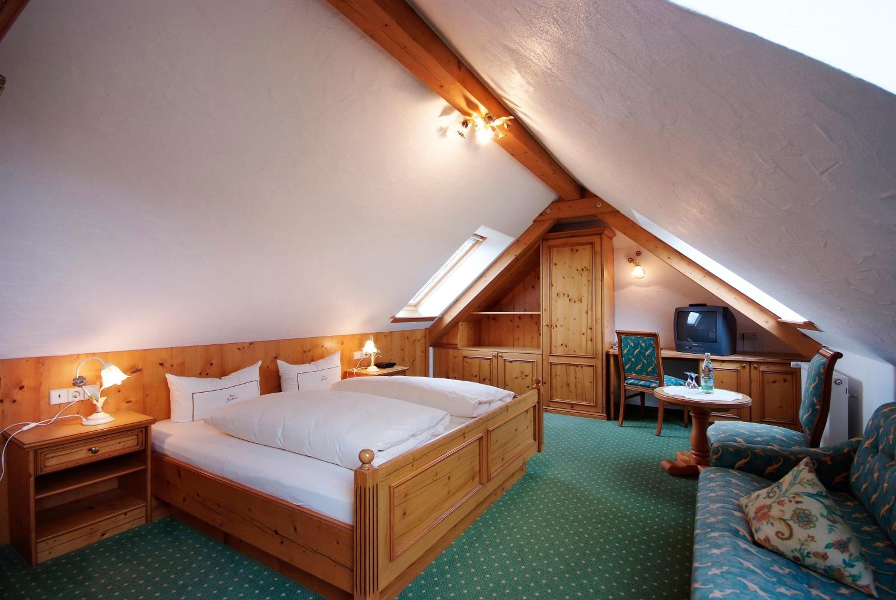 Double Room - Photo 3