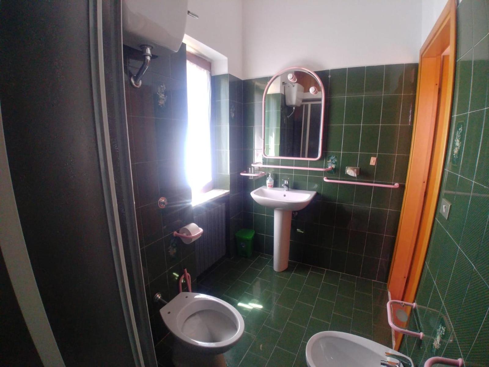 Apartment with Terrace - Photo 3
