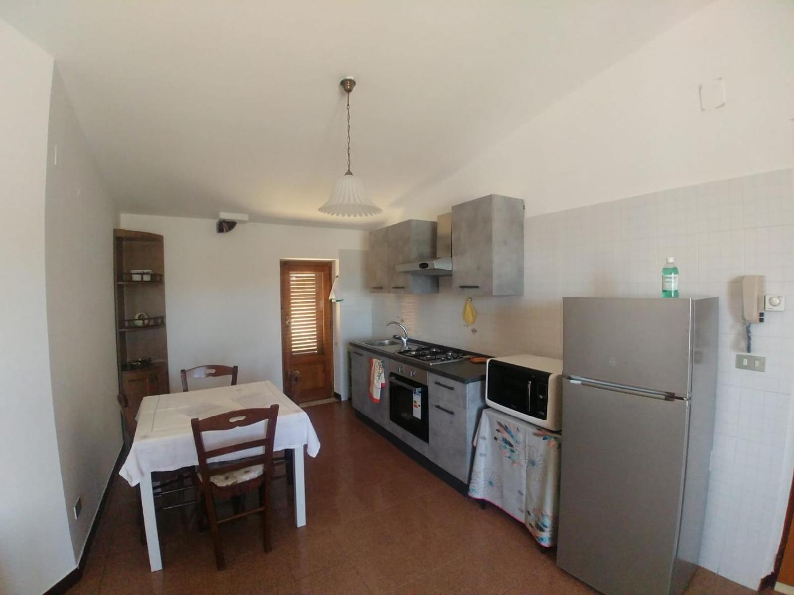 Apartment with Terrace - Photo 11