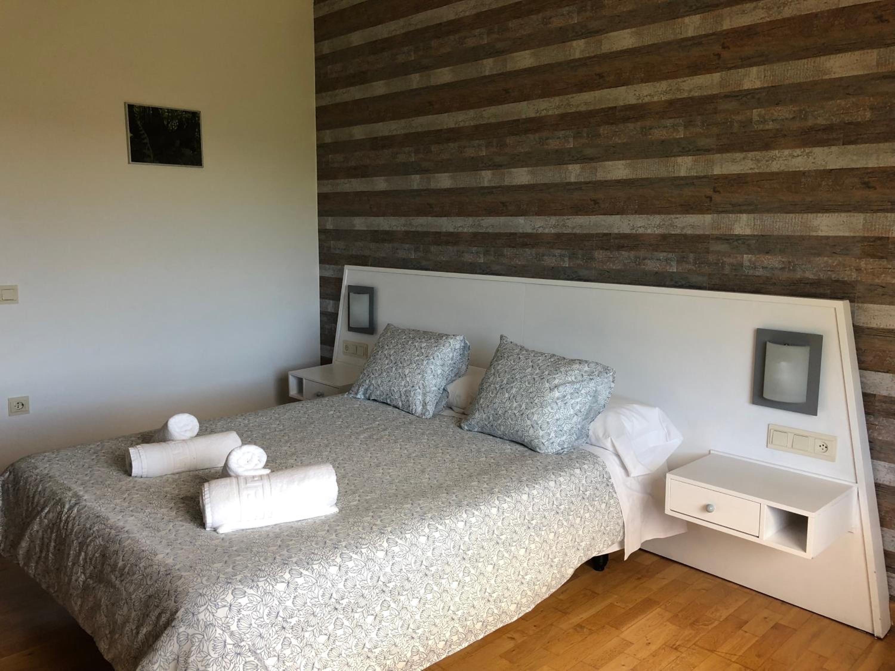 Deluxe Double or Twin Room with Mountain View photo 3