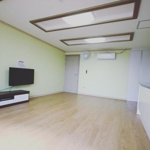 Family Room With Terrace photo 1