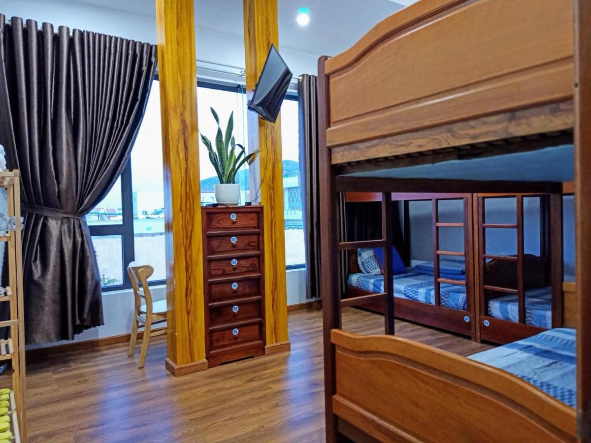 6-Bed Mixed Dormitory Room photo 3