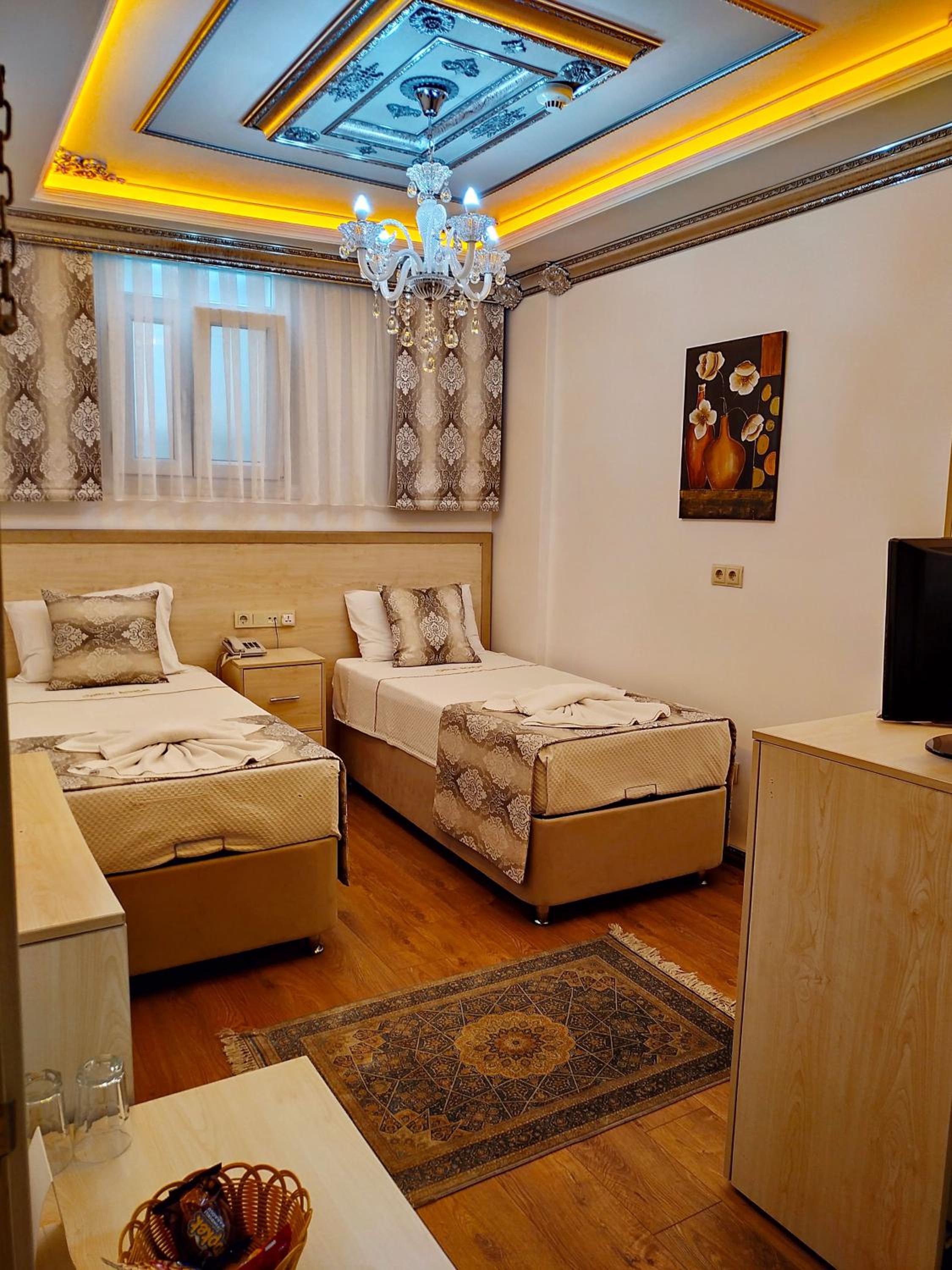 Economy Double Room - Basement photo 1