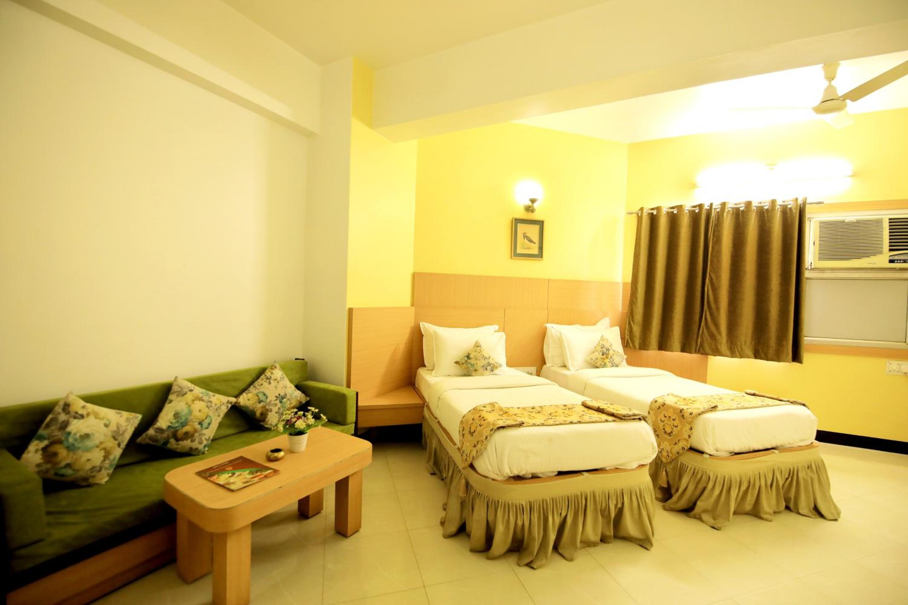 Deluxe Double or Twin Room - Photo 6